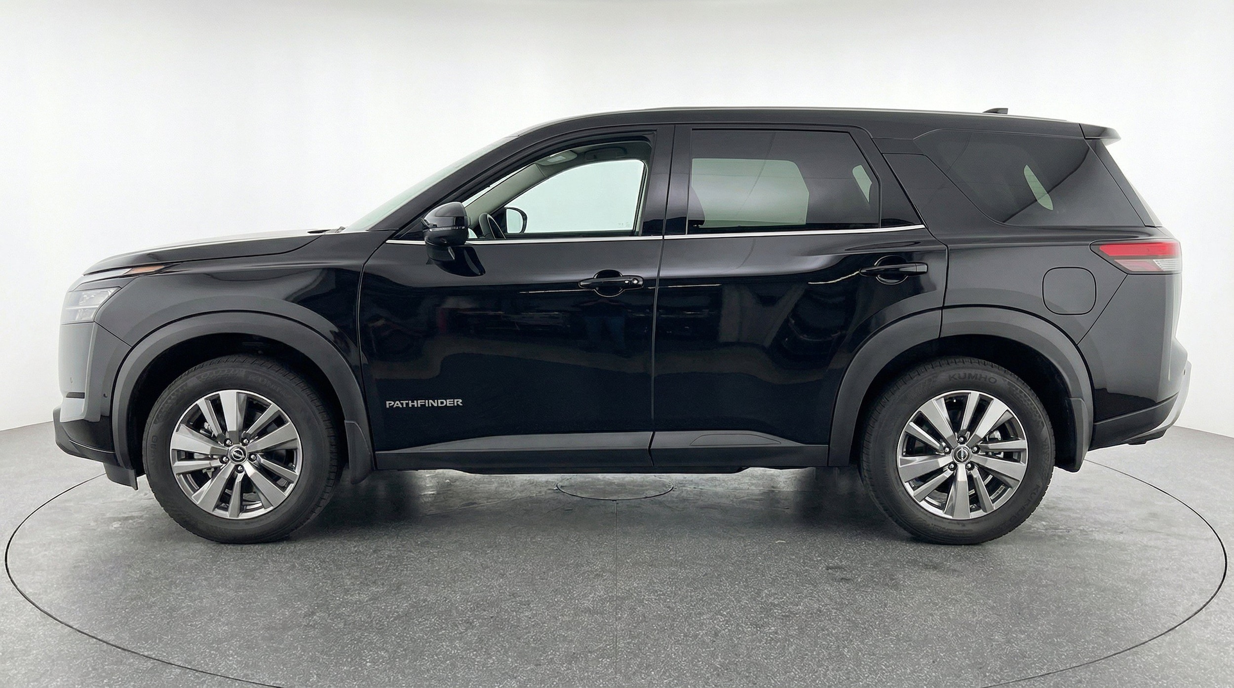 Thumbnail: 2025 Nissan Pathfinder - 5