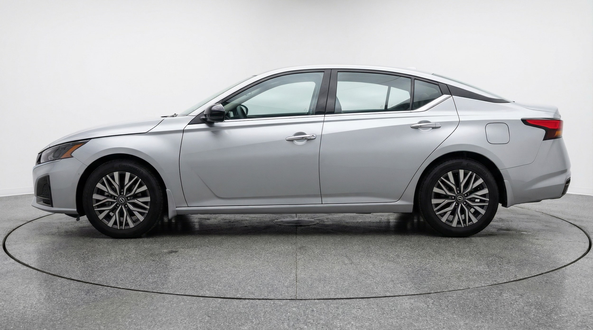 Thumbnail: 2025 Nissan Altima - 4