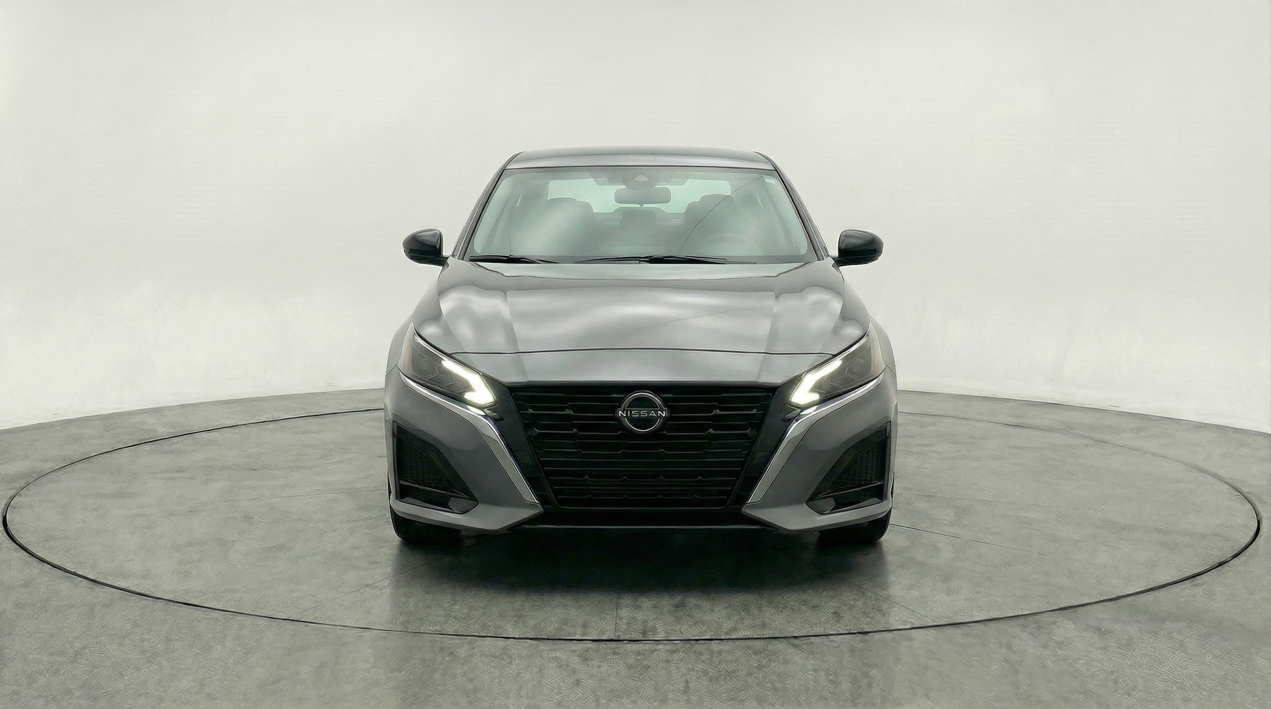 Thumbnail: 2025 Nissan Altima - 2