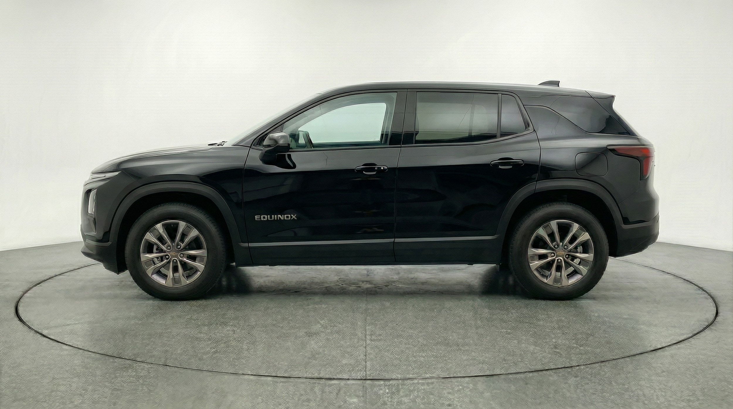 Thumbnail: 2025 Chevrolet Equinox - 4