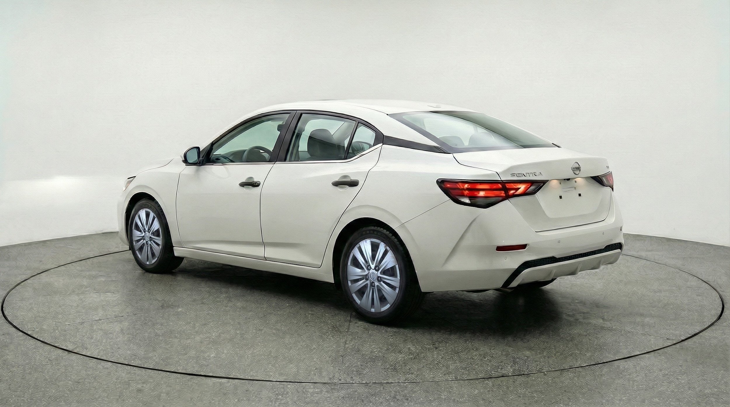 Thumbnail: 2025 Nissan Sentra - 5