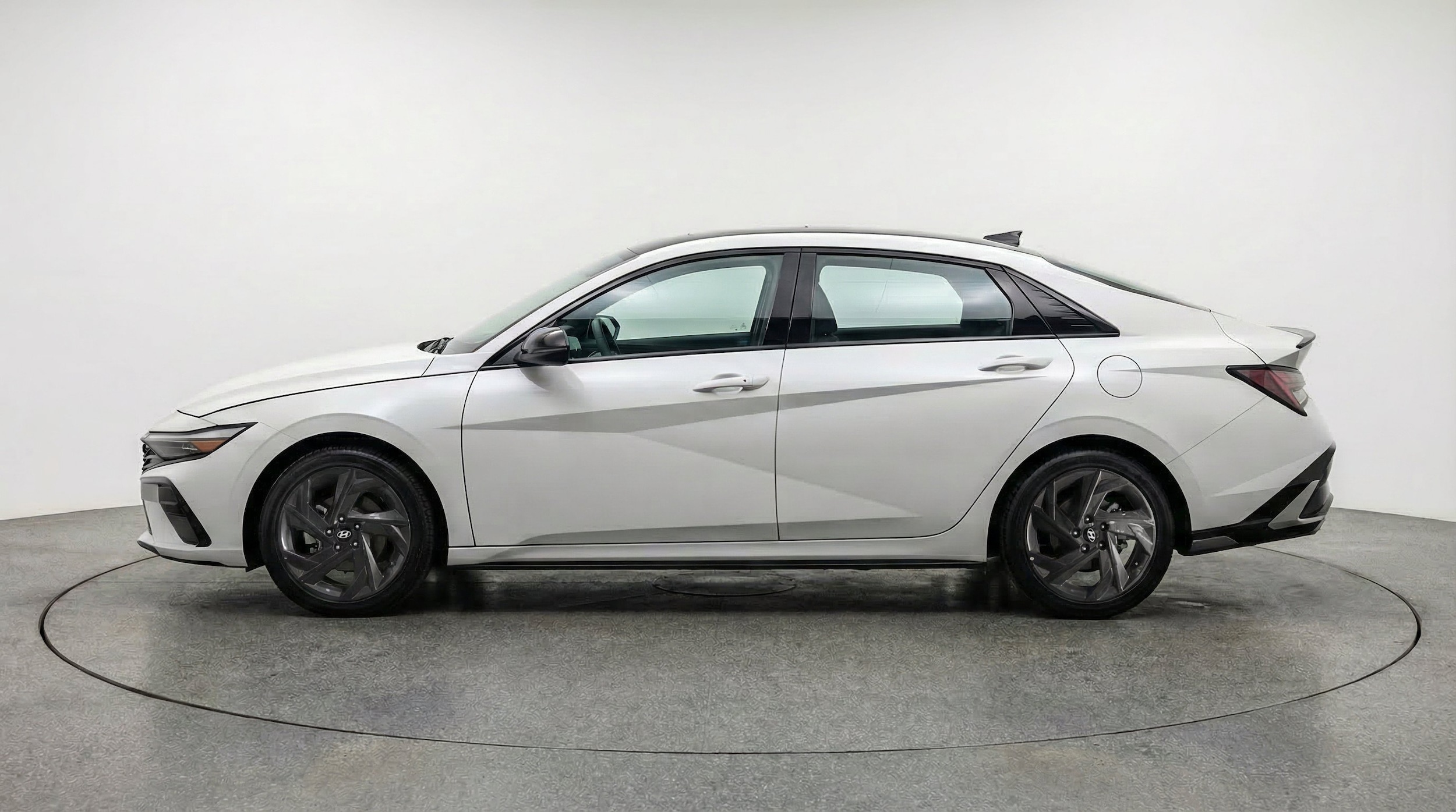 Thumbnail: 2026 Hyundai Elantra - 5