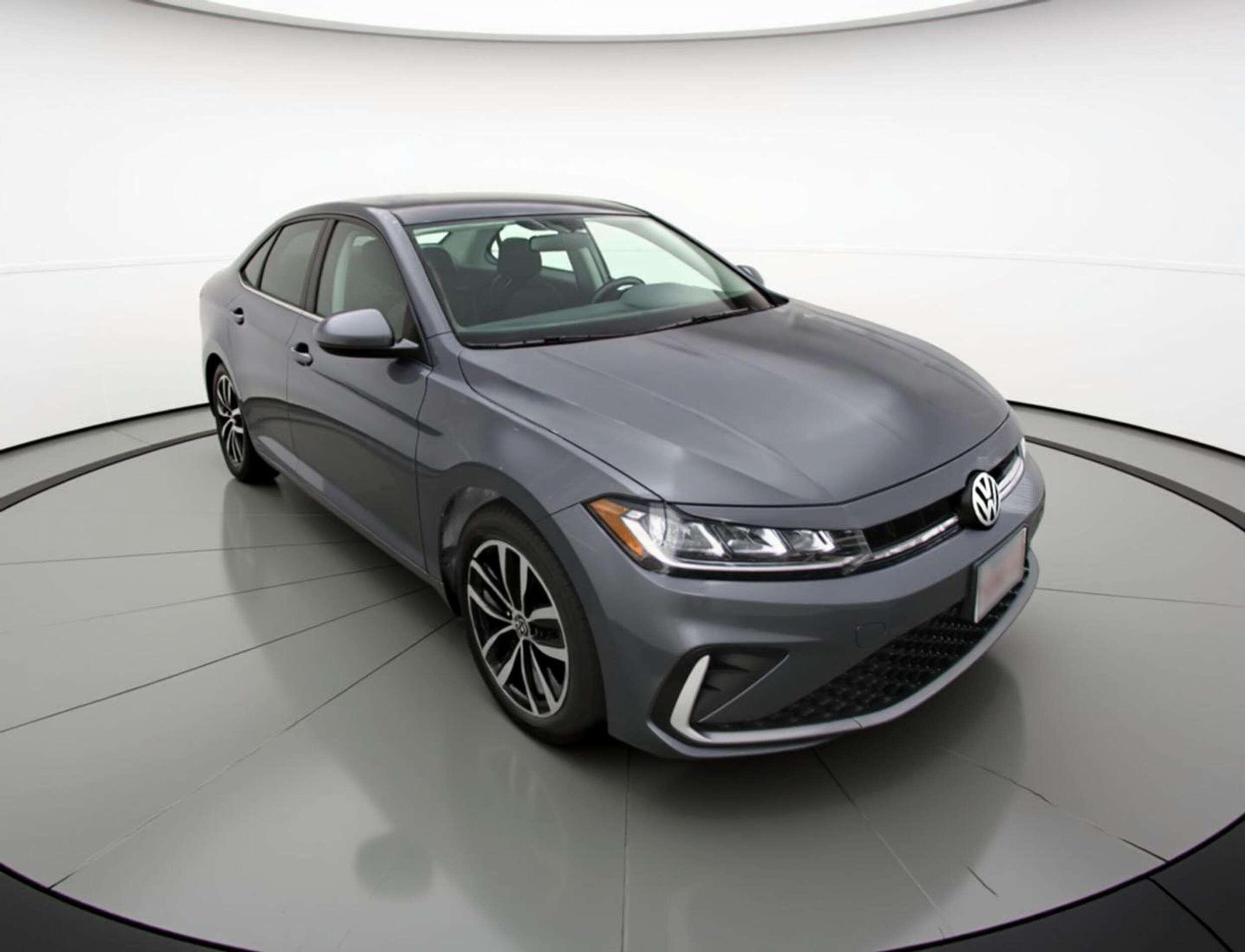 Thumbnail: 2025 Volkswagen Jetta - 1