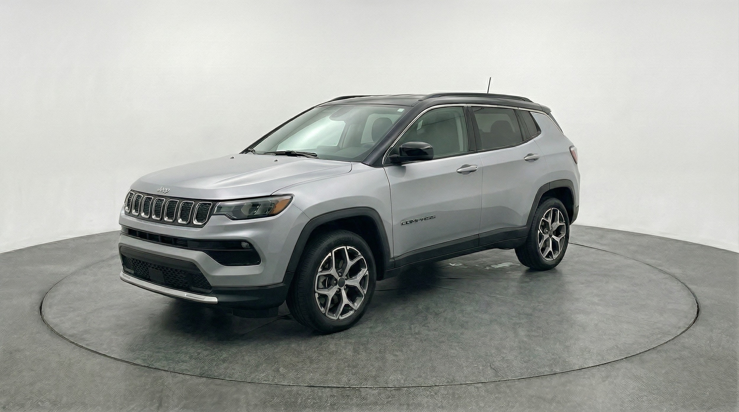 Thumbnail: 2025 Jeep Compass - 3