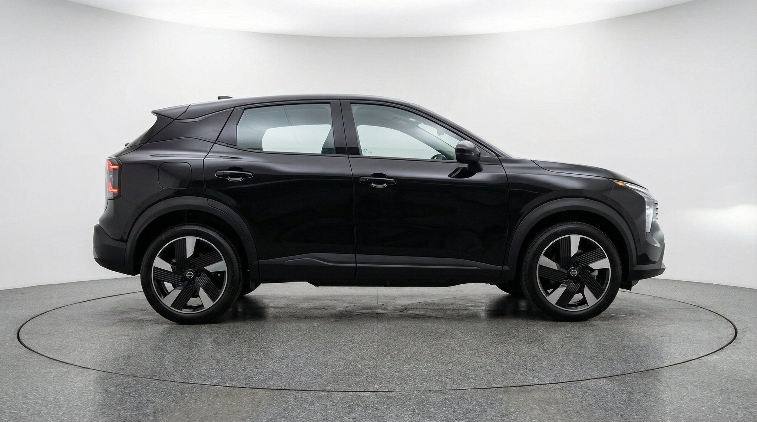 Thumbnail: 2026 Nissan Kicks - 11