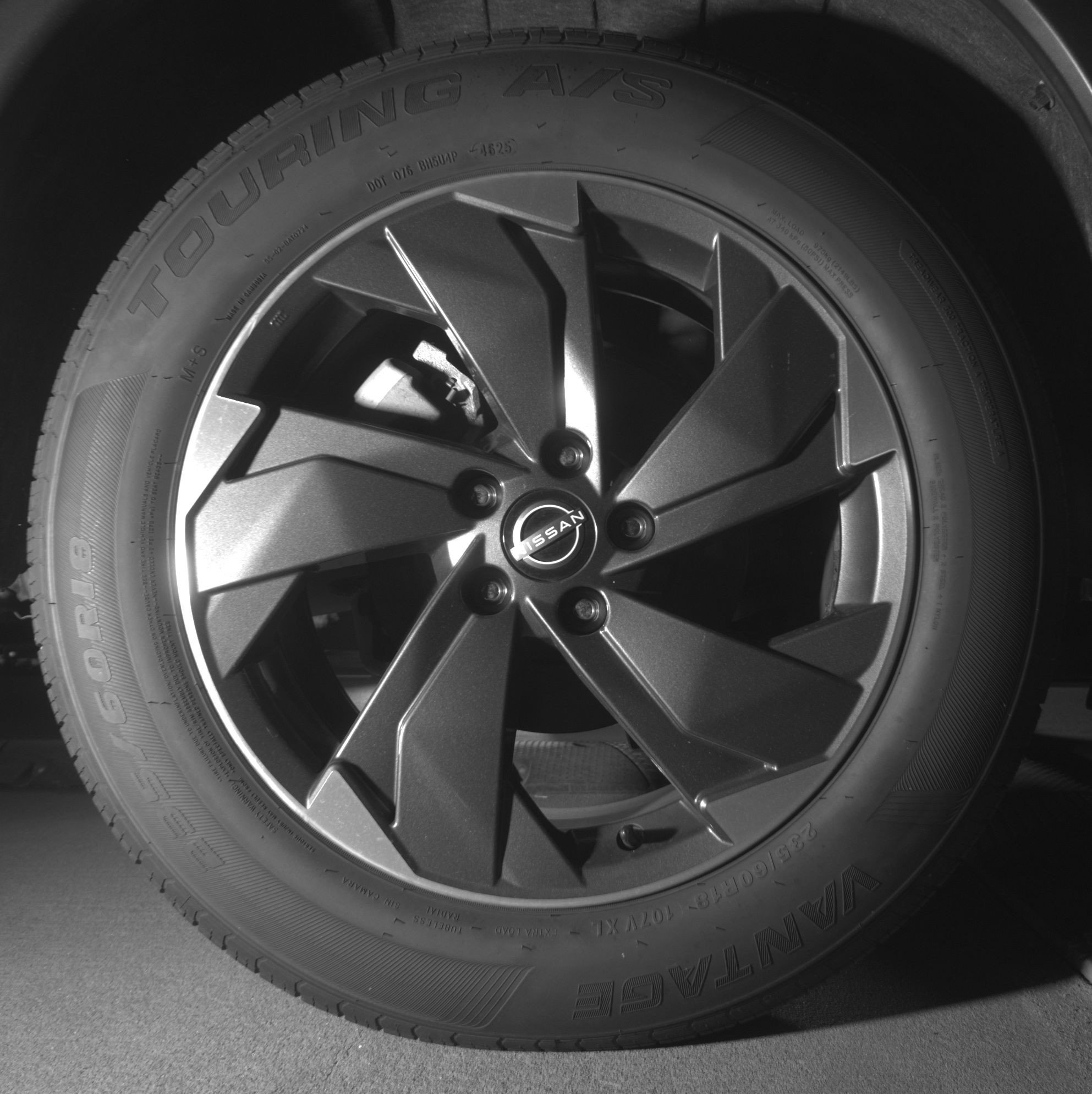 Thumbnail: 2025 Nissan Rogue - 15
