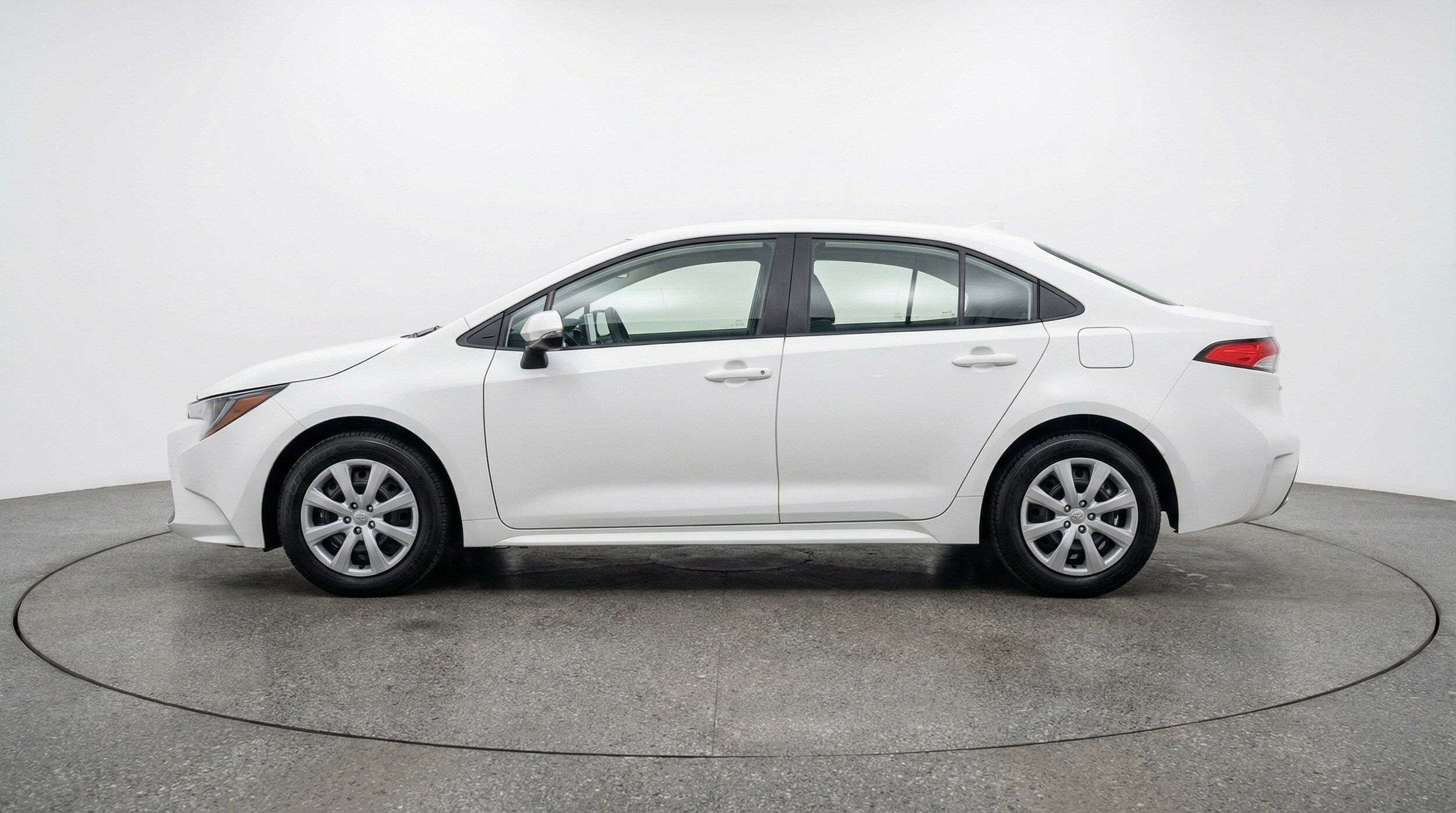 Thumbnail: 2025 Toyota Corolla - 4