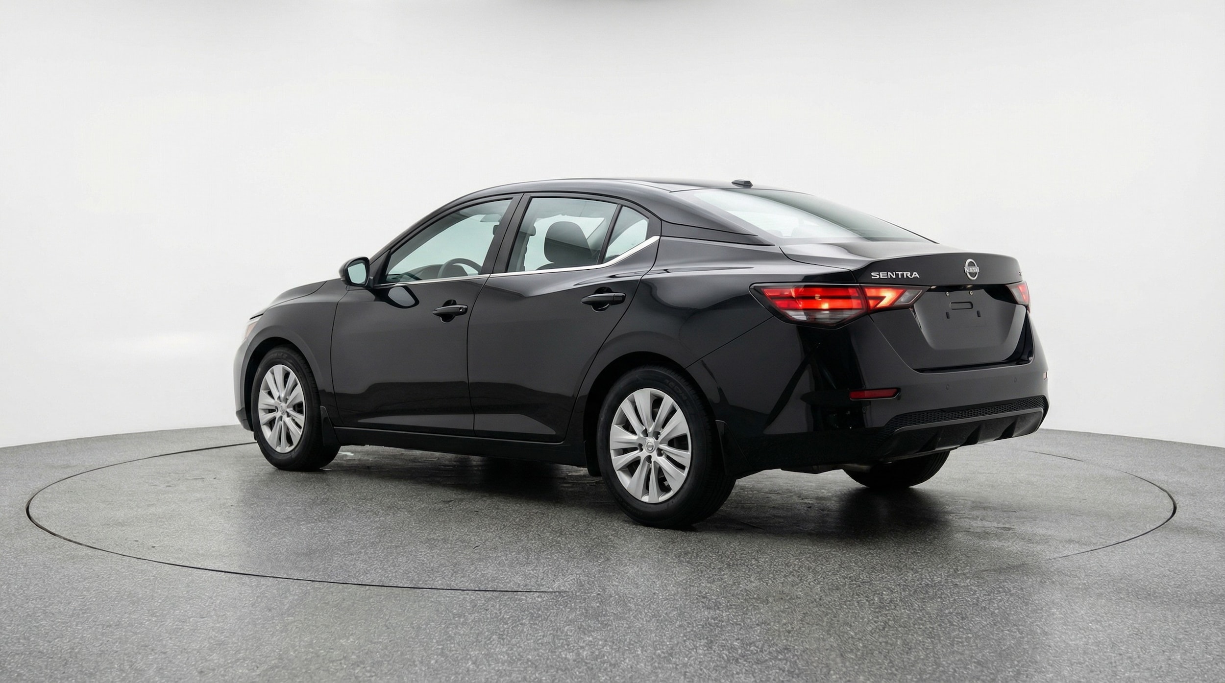 Thumbnail: 2025 Nissan Sentra - 5