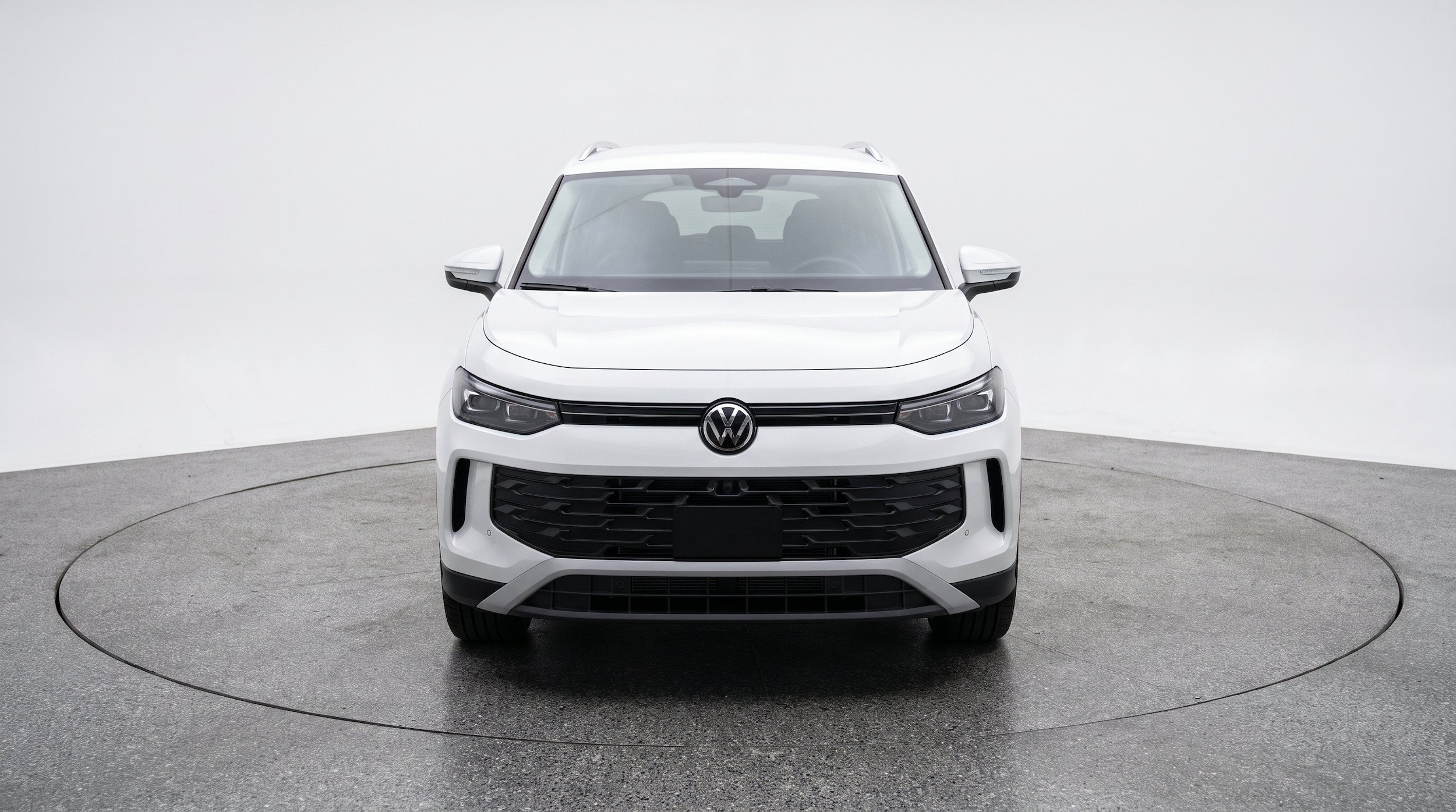 Thumbnail: 2026 Volkswagen Tiguan - 2