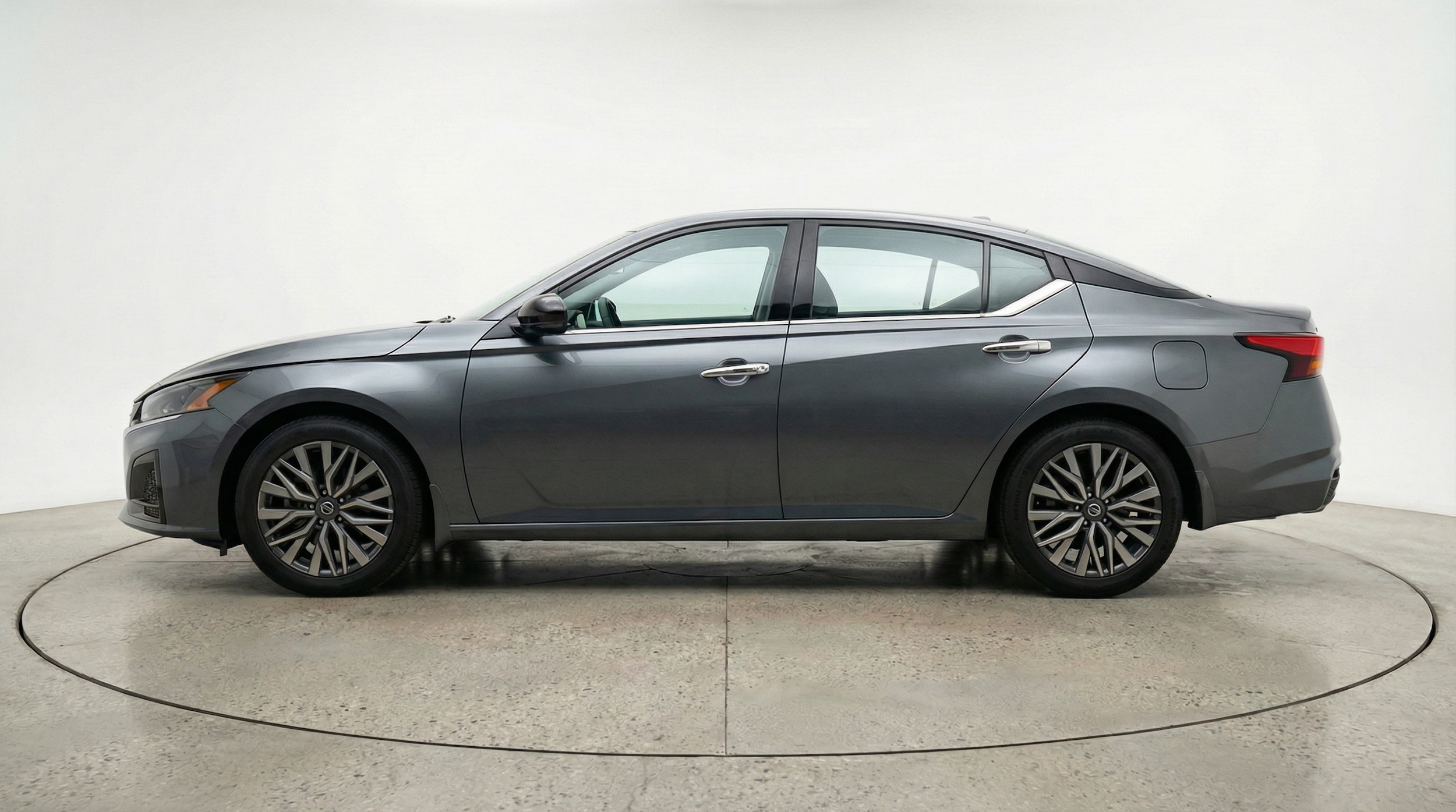 Thumbnail: 2025 Nissan Altima - 4