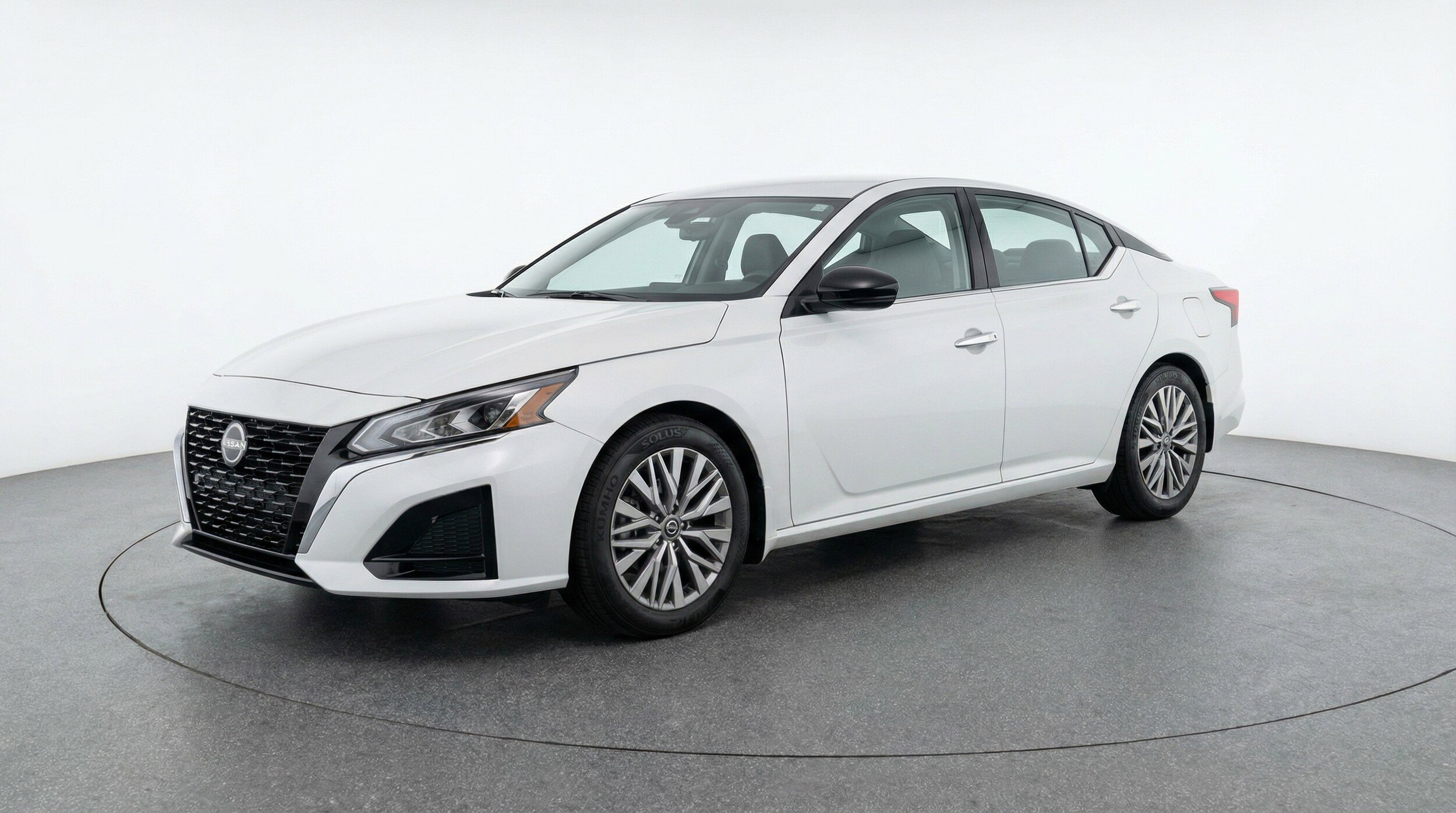 Thumbnail: 2025 Nissan Altima - 3