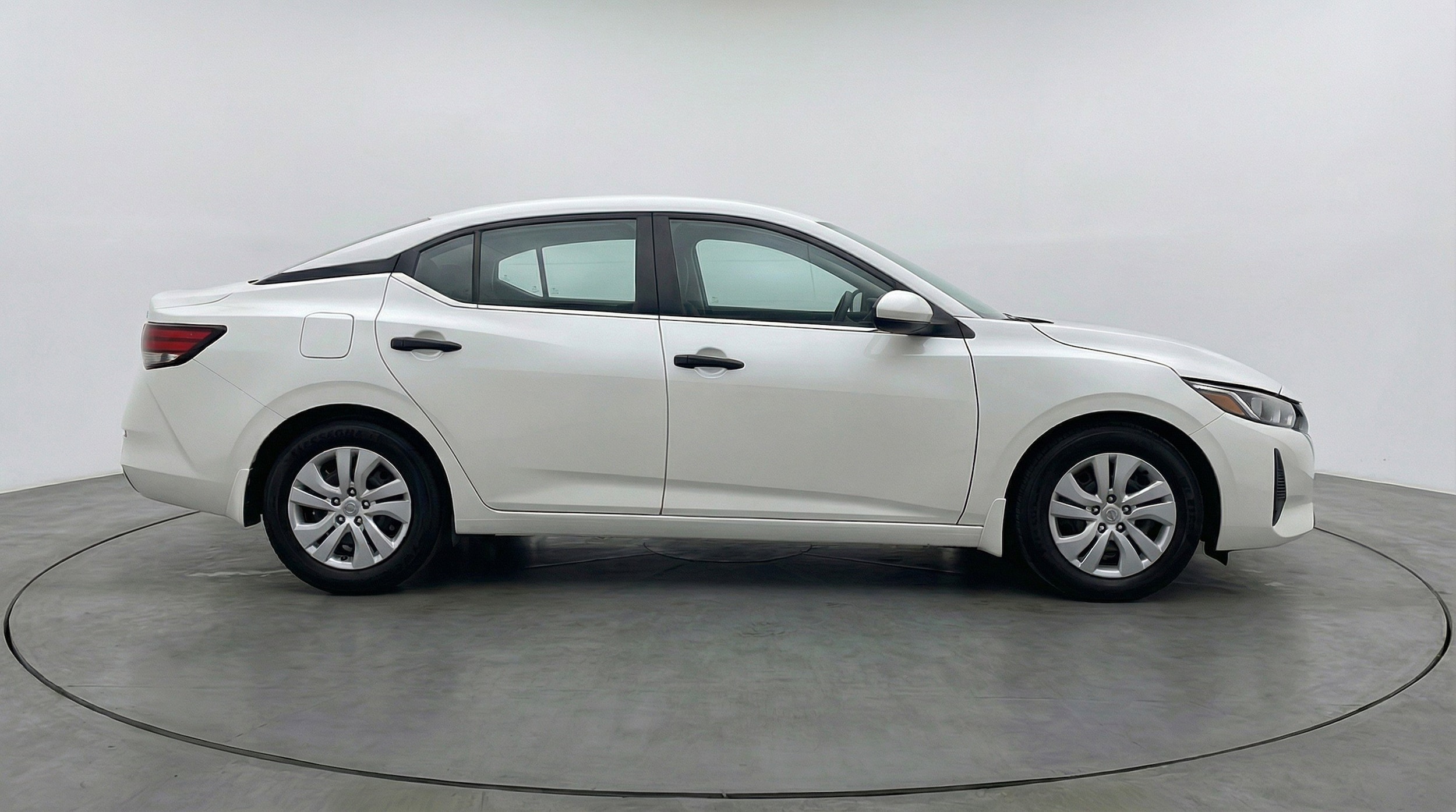 Thumbnail: 2025 Nissan Sentra - 11