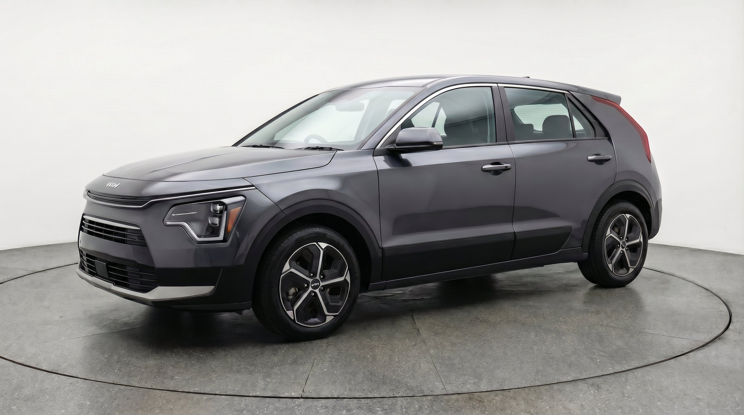 Thumbnail: 2026 Kia Niro - 3