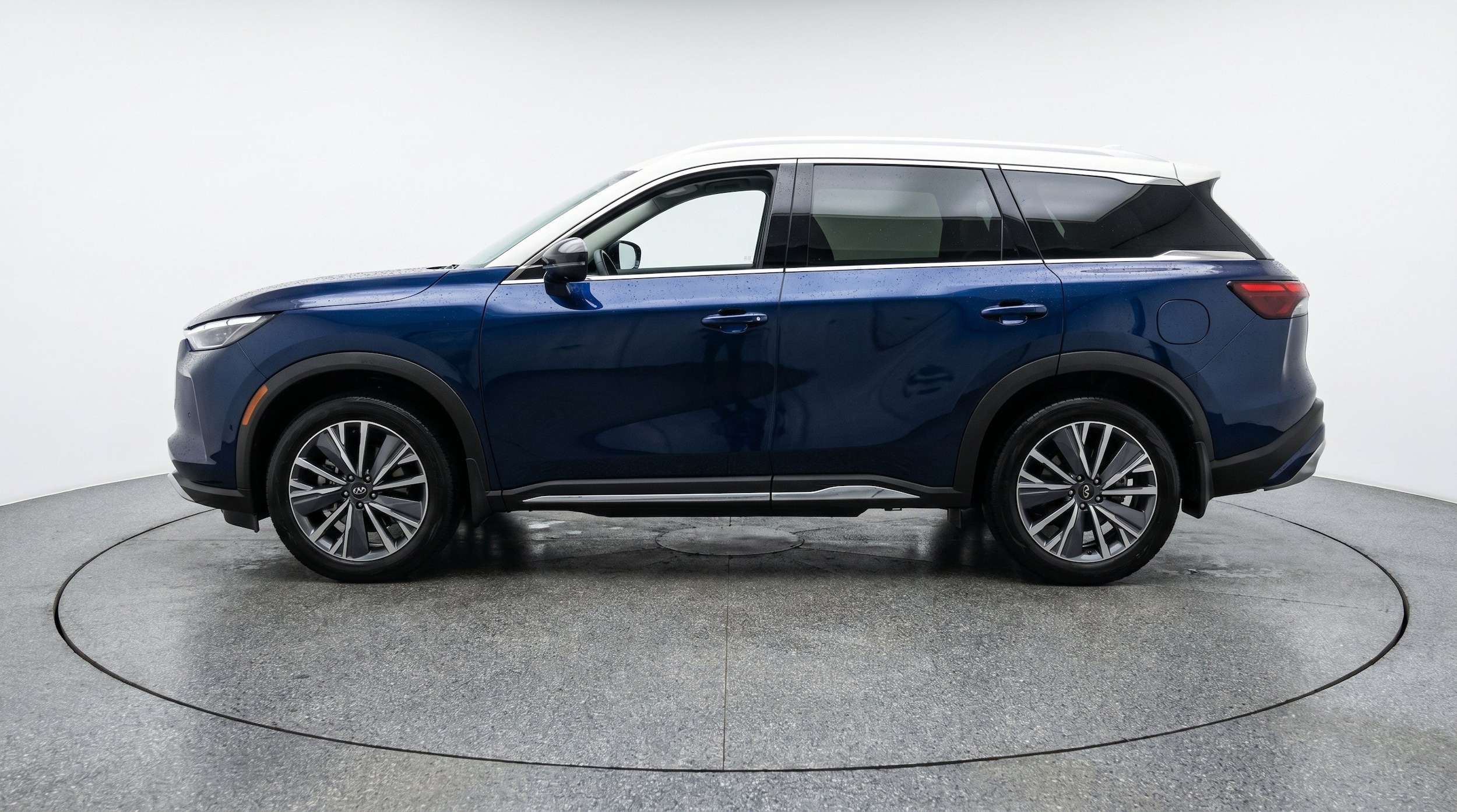 Thumbnail: 2026 INFINITI QX60 - 5