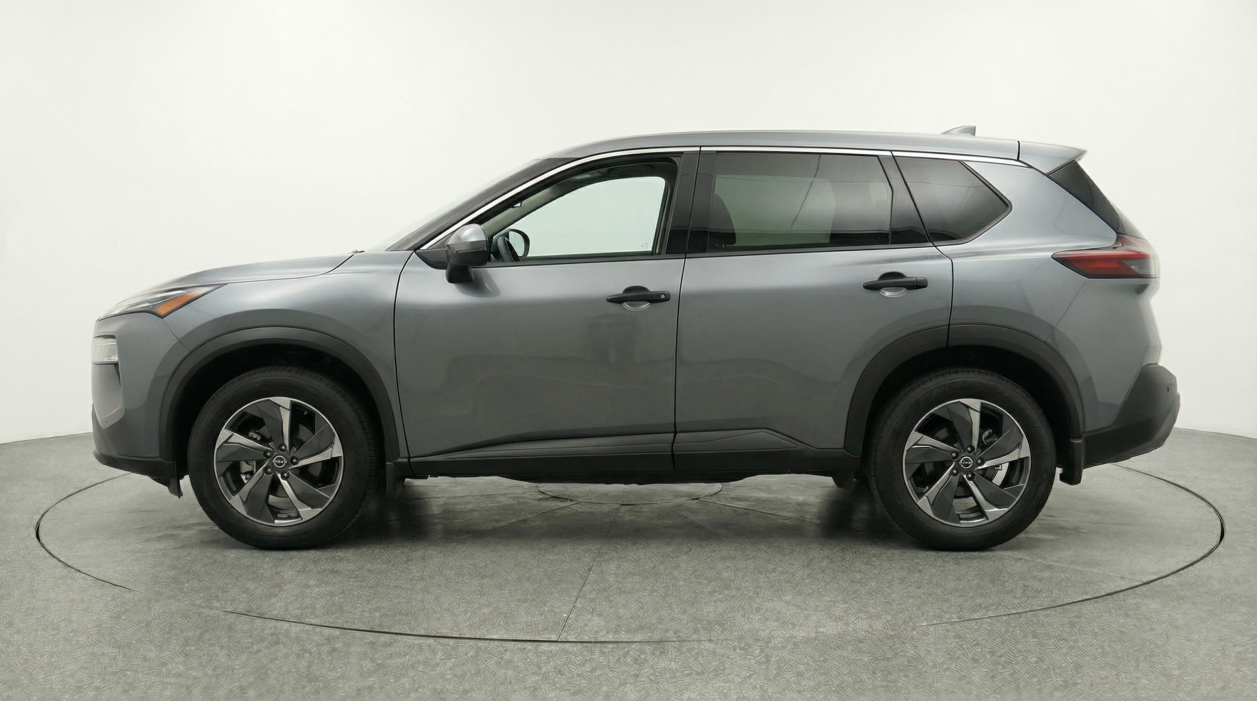 Thumbnail: 2025 Nissan Rogue - 4