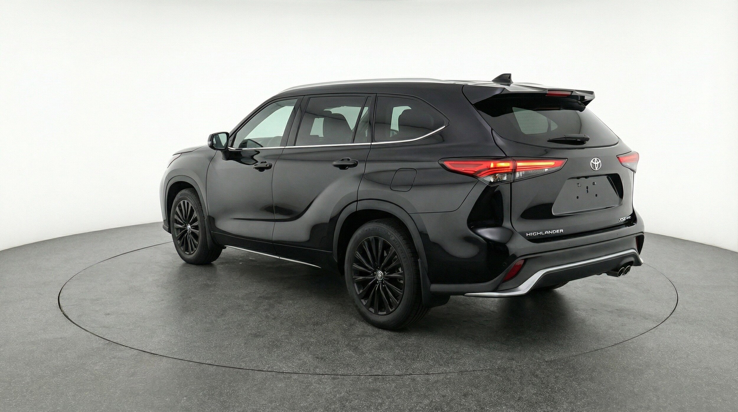 Thumbnail: 2025 Toyota Highlander - 6