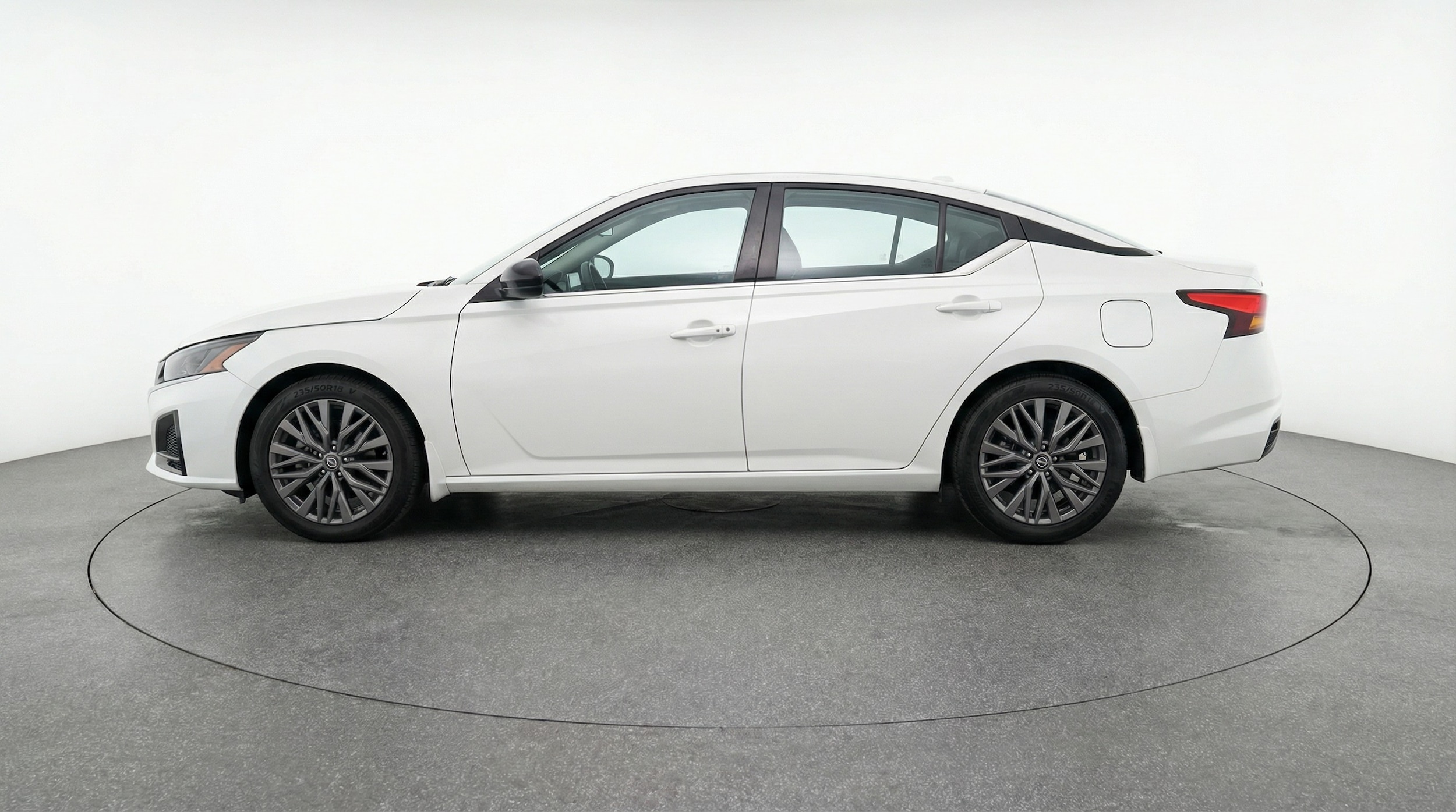 Thumbnail: 2025 Nissan Altima - 4