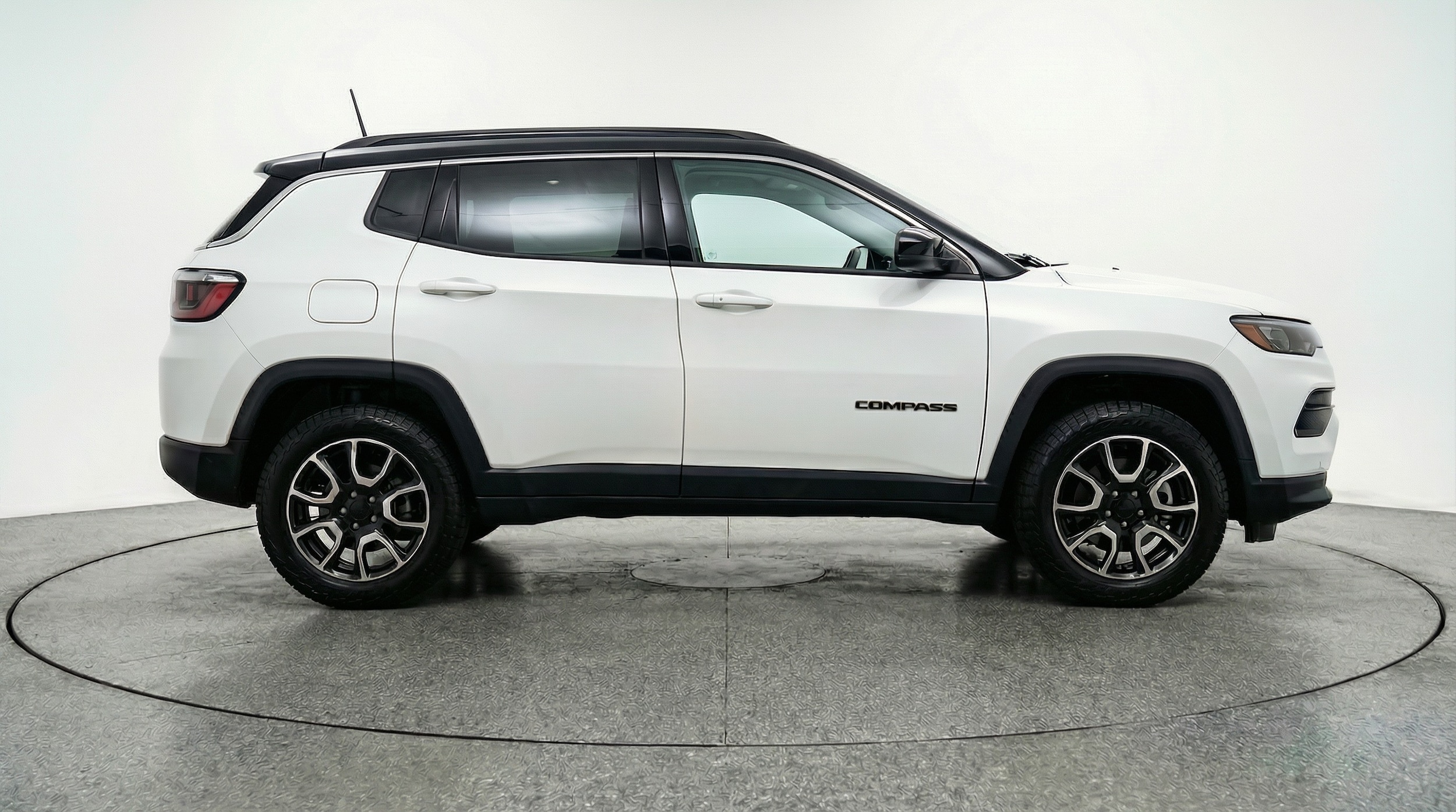 Thumbnail: 2025 Jeep Compass - 8