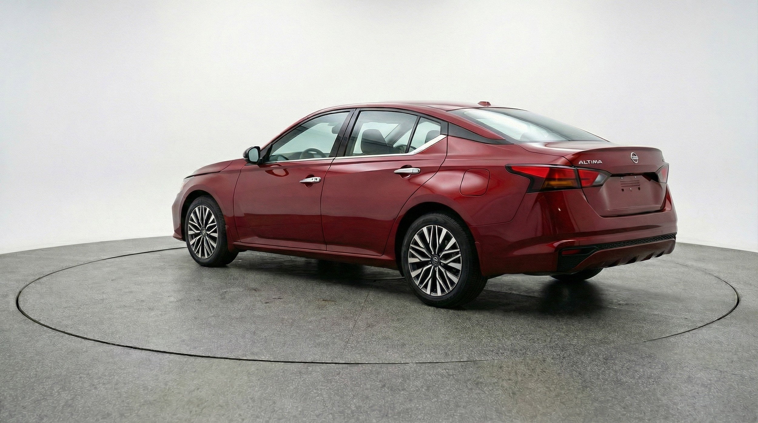 Thumbnail: 2025 Nissan Altima - 6