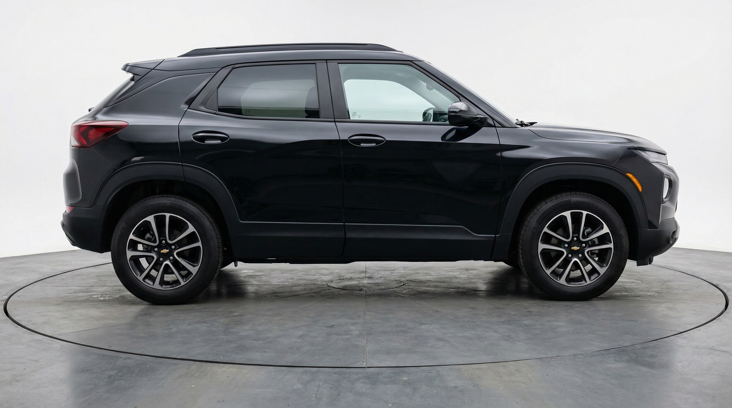 Thumbnail: 2025 Chevrolet TrailBlazer - 8