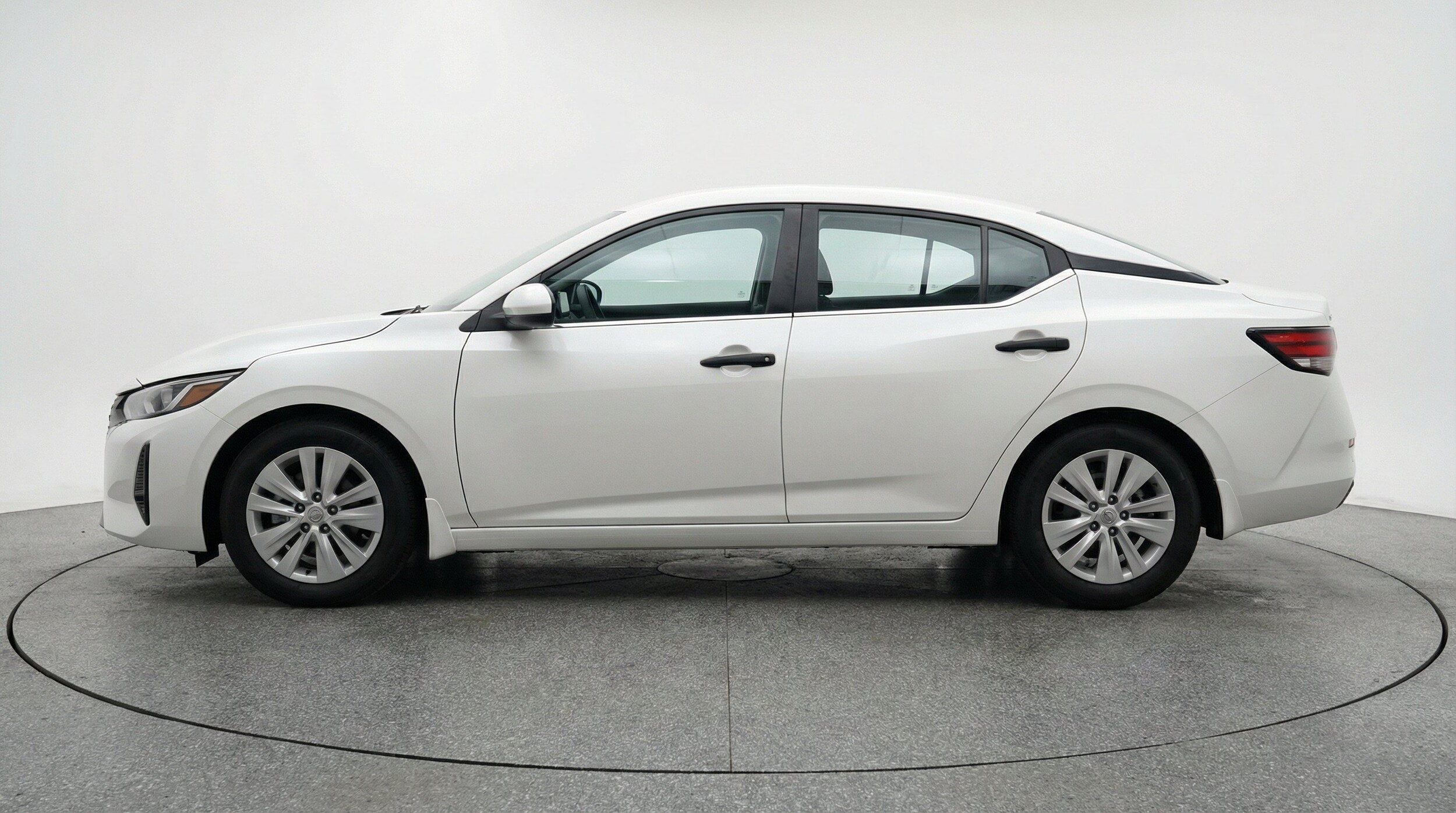 Thumbnail: 2025 Nissan Sentra - 5