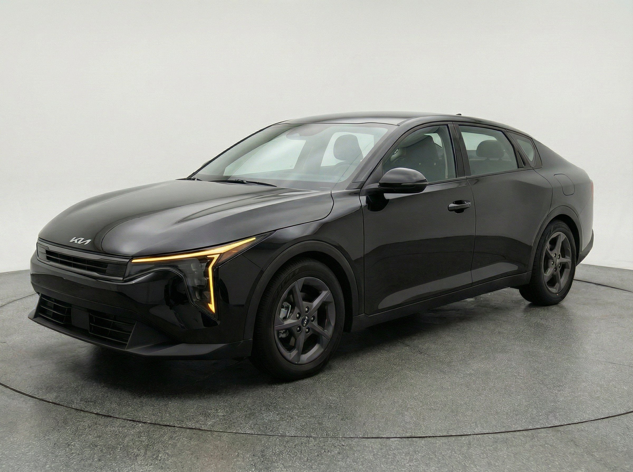 Thumbnail: 2025 Kia K4 - 3