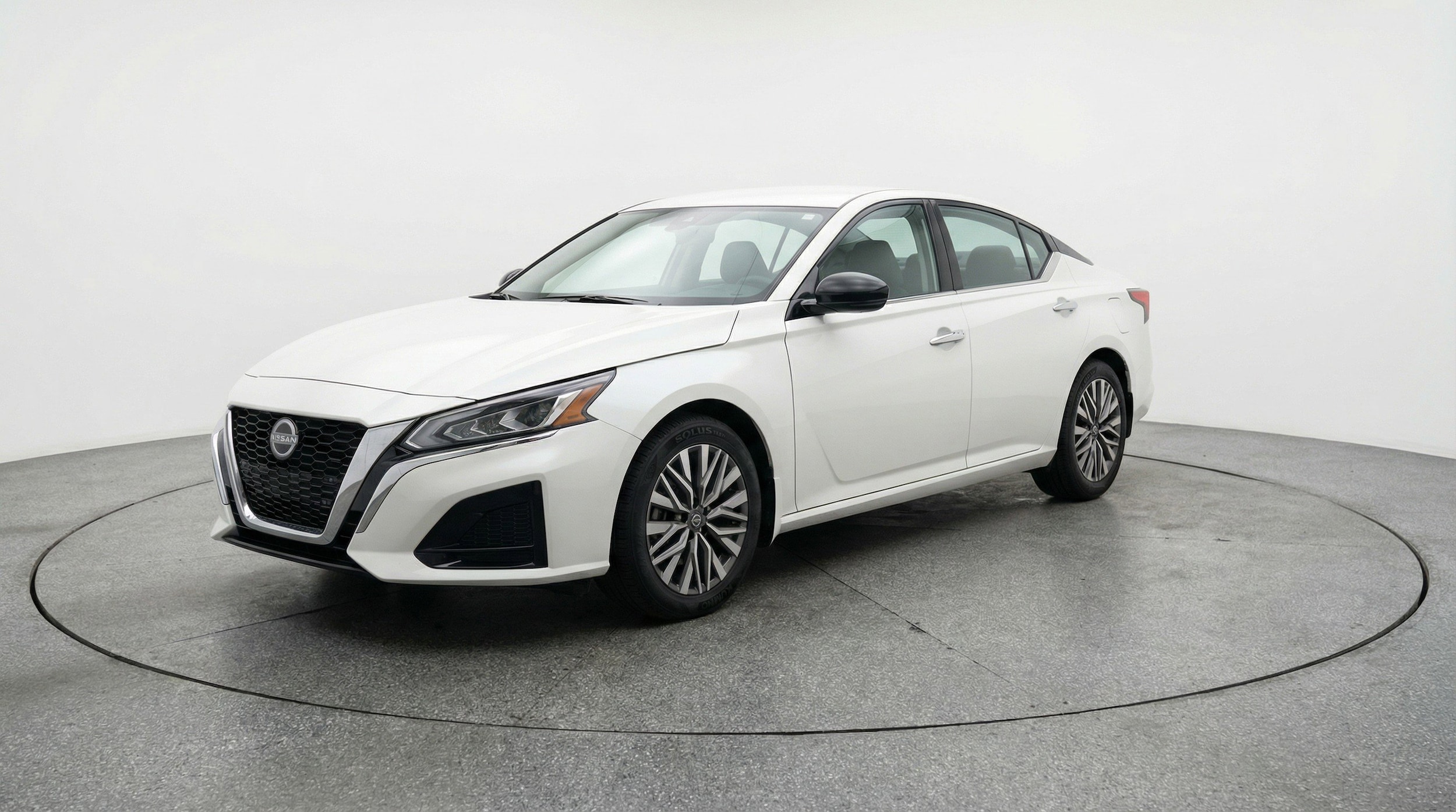 Thumbnail: 2025 Nissan Altima - 3