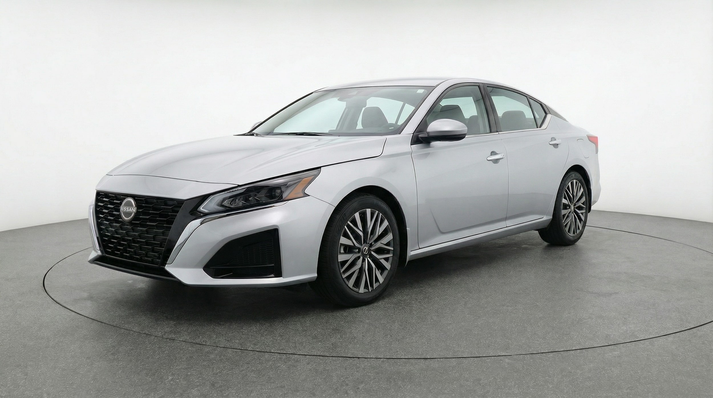 Thumbnail: 2025 Nissan Altima - 3