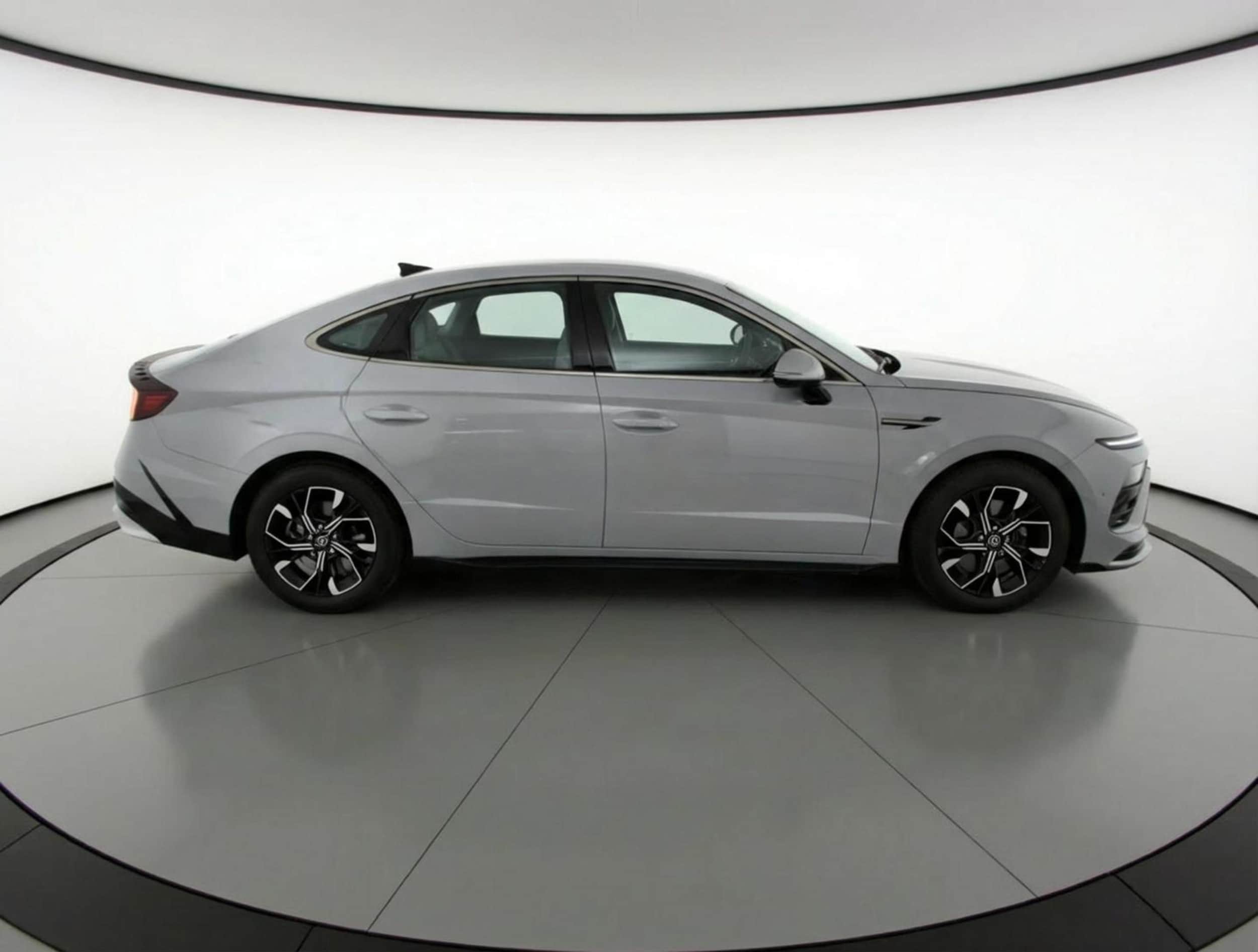 Thumbnail: 2025 Hyundai Sonata - 8