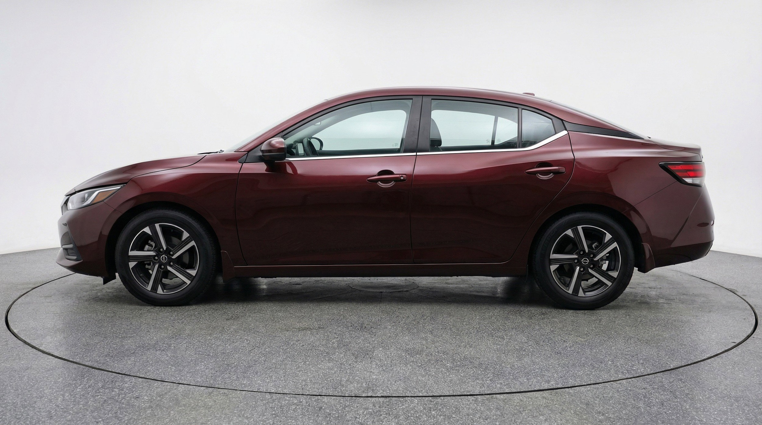 Thumbnail: 2025 Nissan Sentra - 5