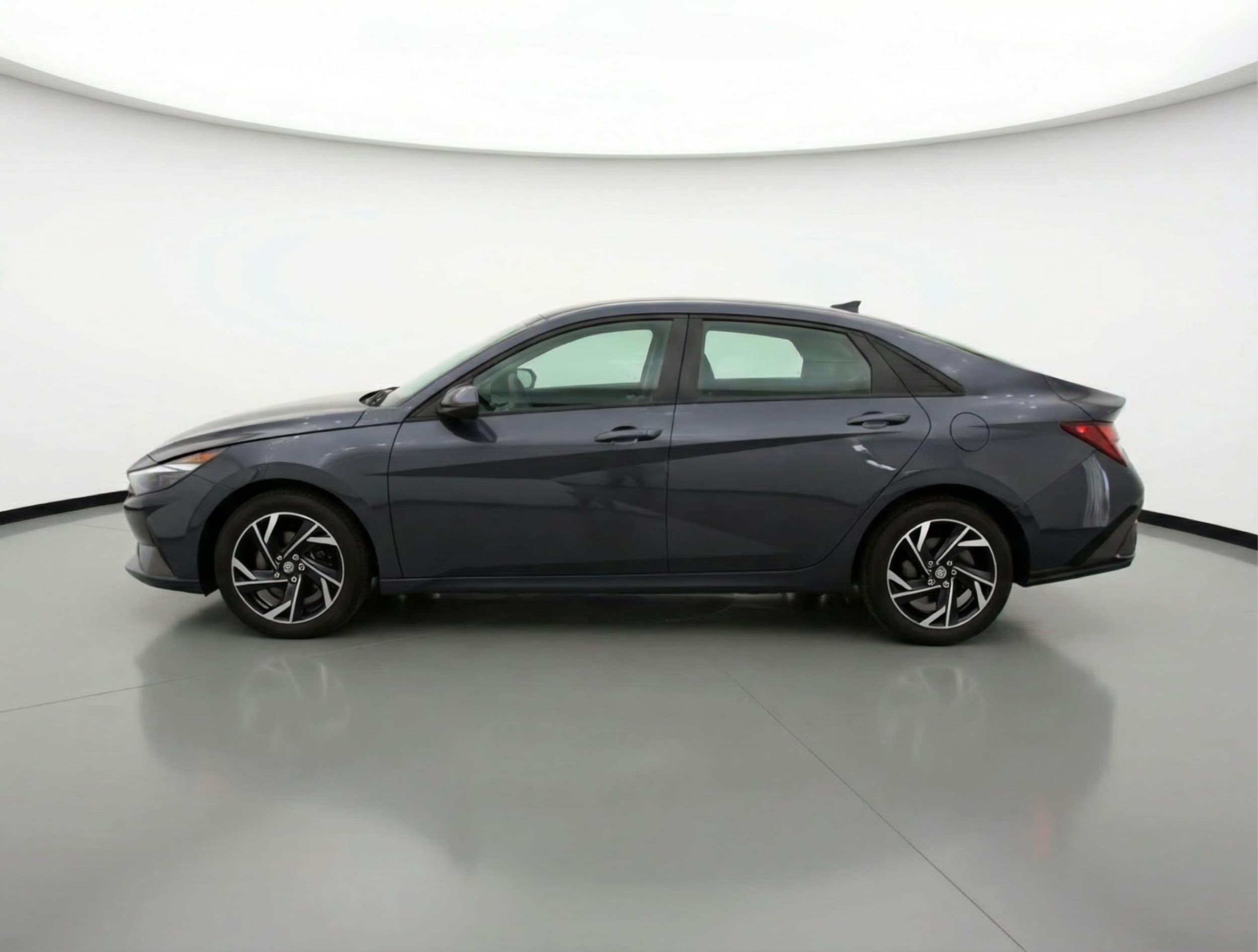 Thumbnail: 2025 Hyundai Elantra - 5