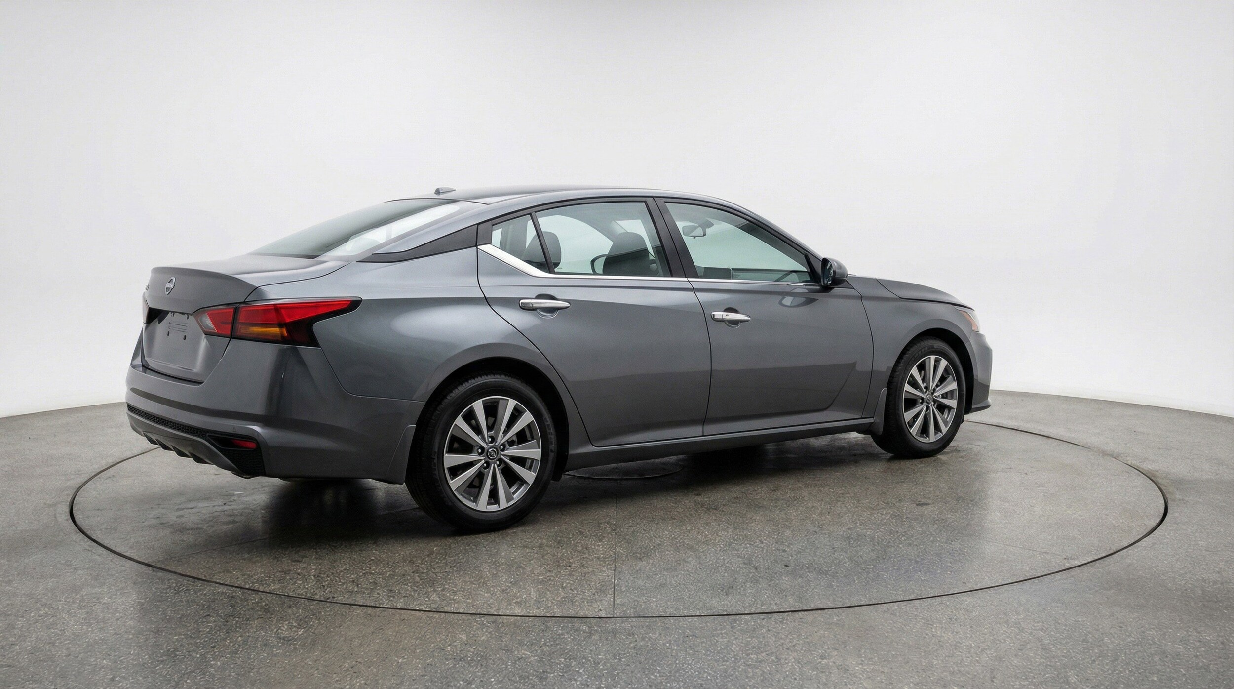 Thumbnail: 2025 Nissan Altima - 9