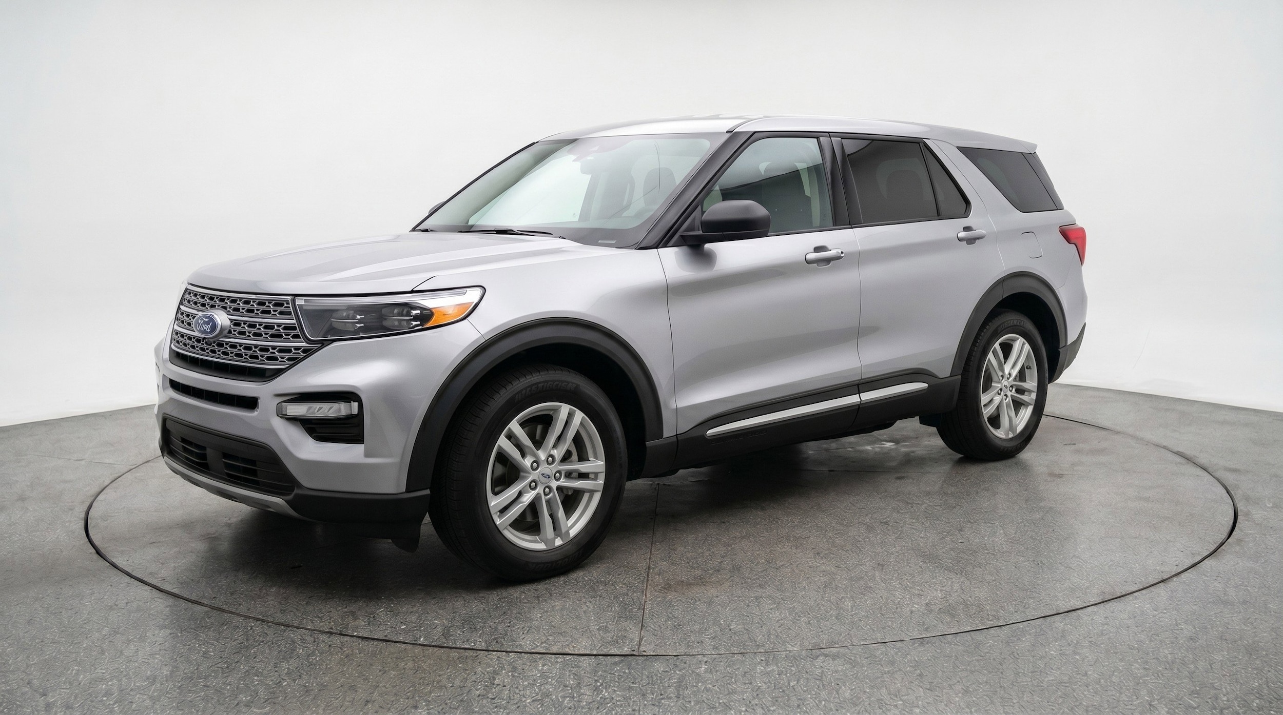 Thumbnail: 2024 Ford Explorer - 3