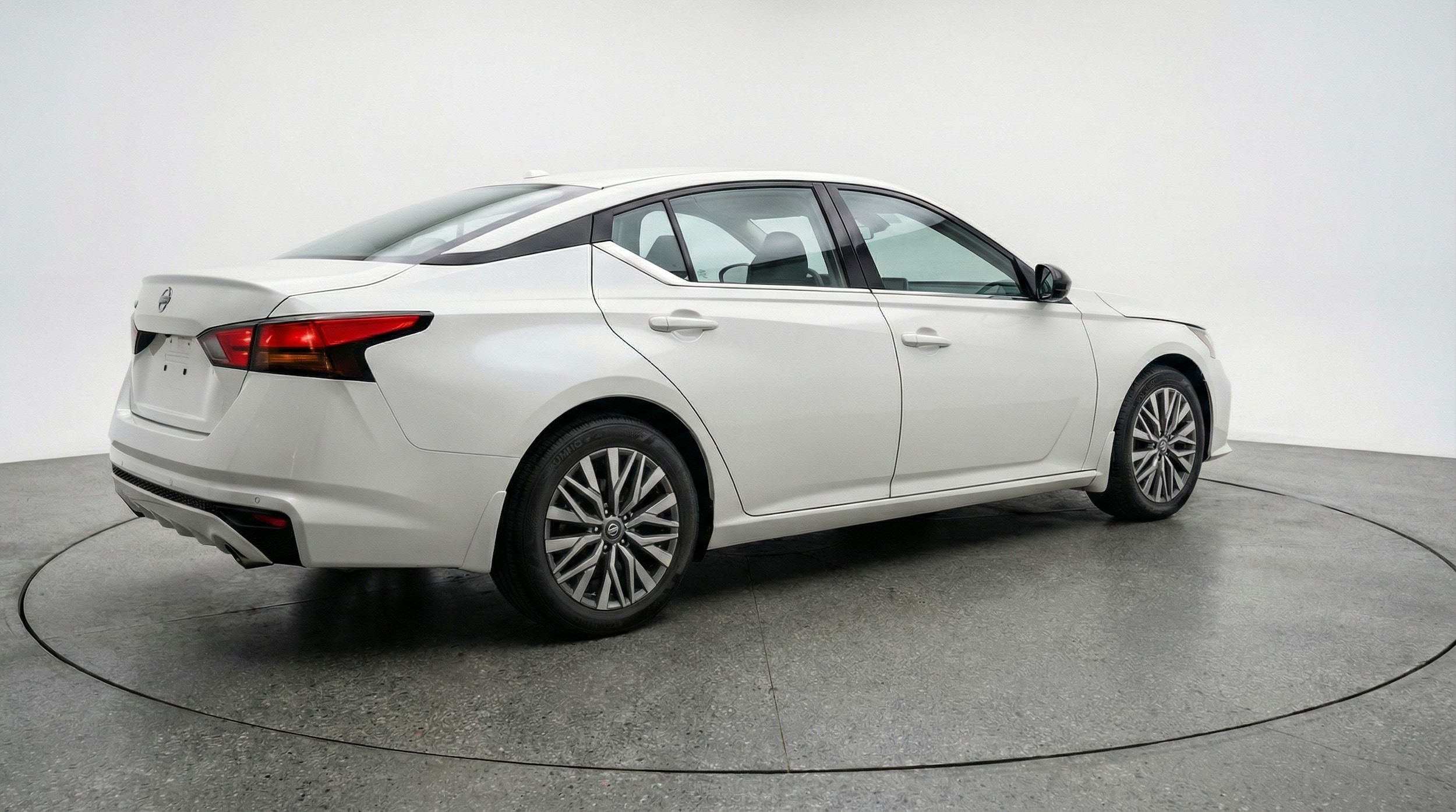 Thumbnail: 2025 Nissan Altima - 7