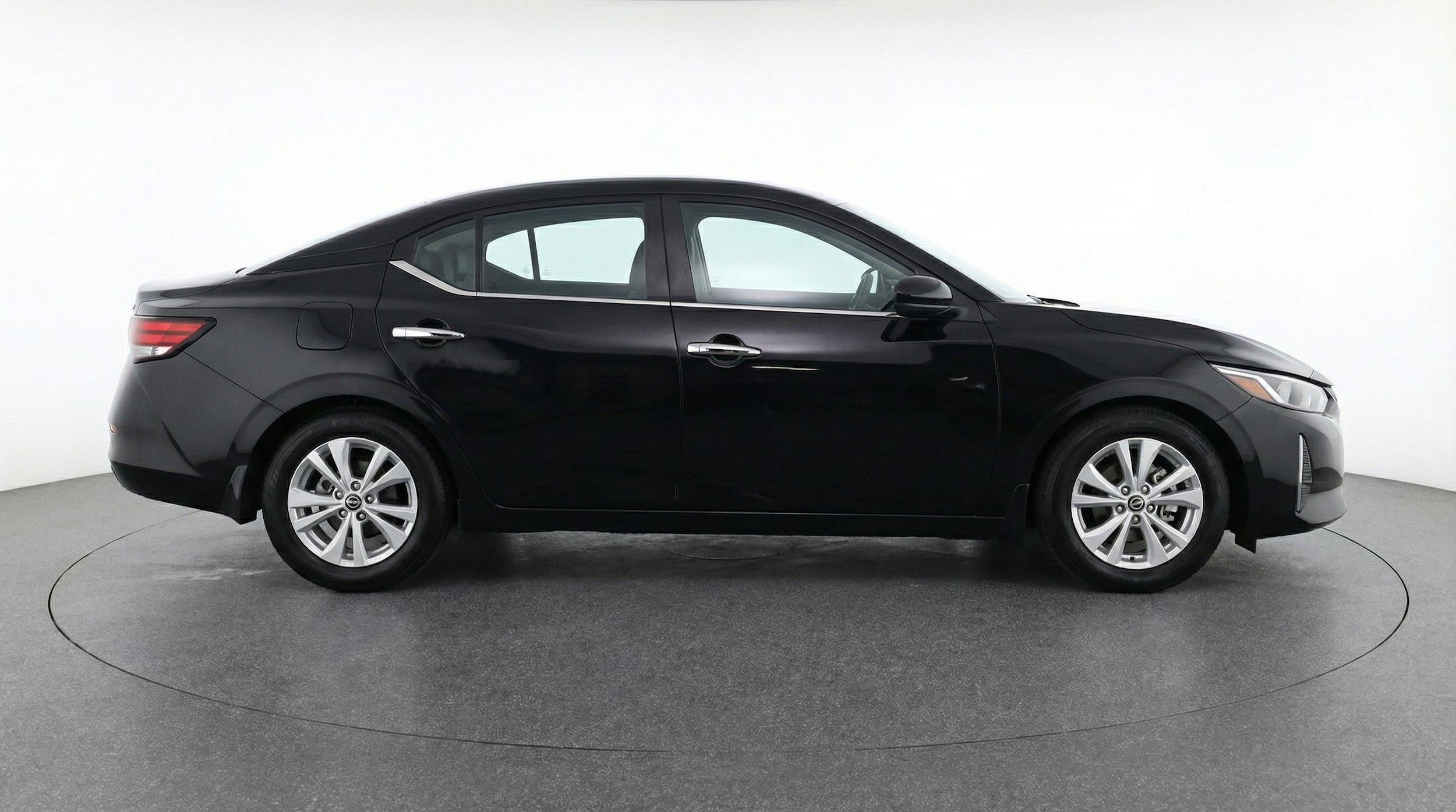 Thumbnail: 2025 Nissan Sentra - 11