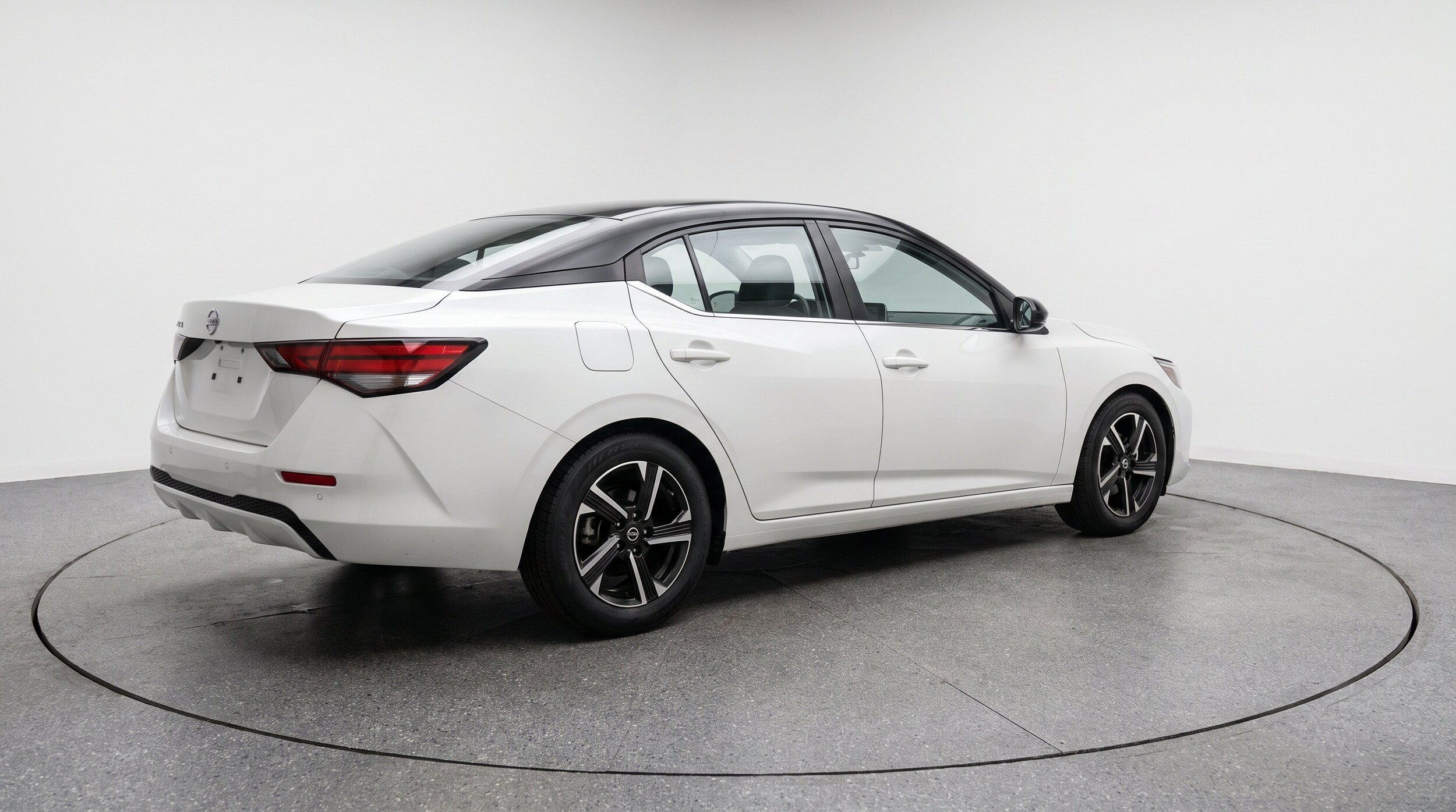 Thumbnail: 2025 Nissan Sentra - 9