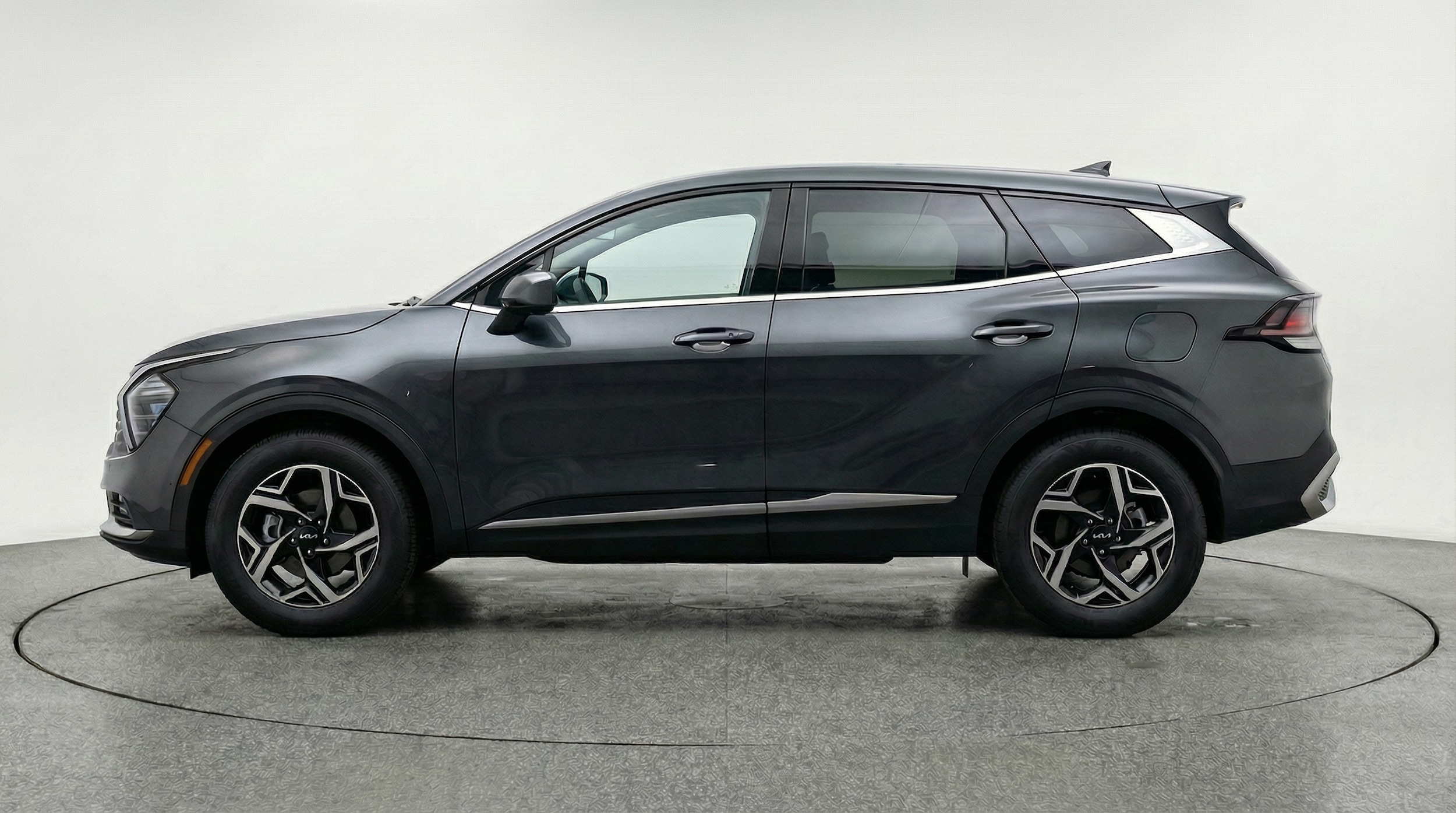 Thumbnail: 2025 Kia Sportage - 4