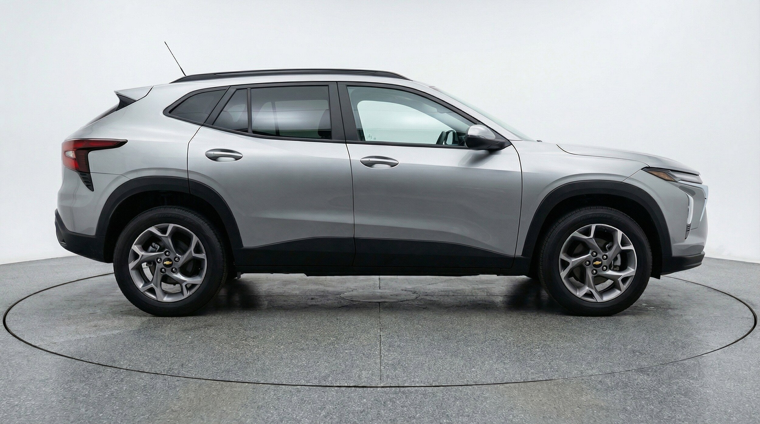 Thumbnail: 2025 Chevrolet Trax - 11