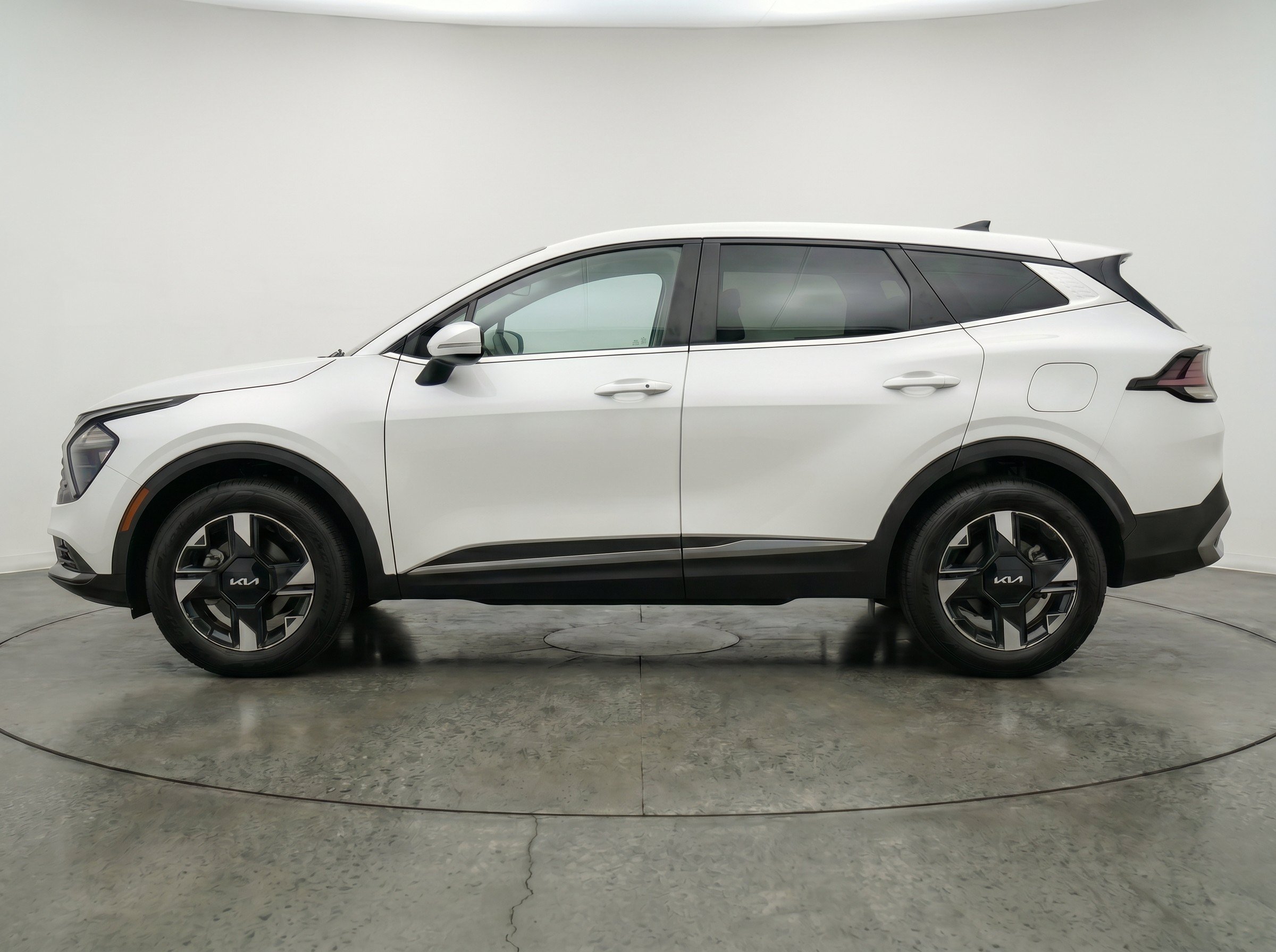 Thumbnail: 2026 Kia Sportage - 5