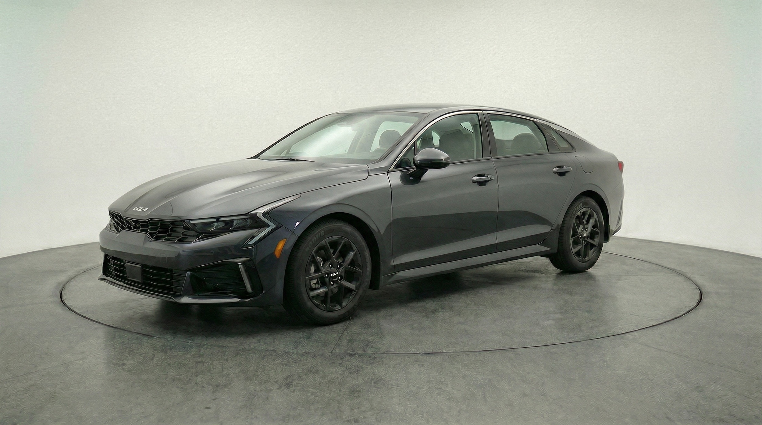 Thumbnail: 2025 Kia K5 - 3