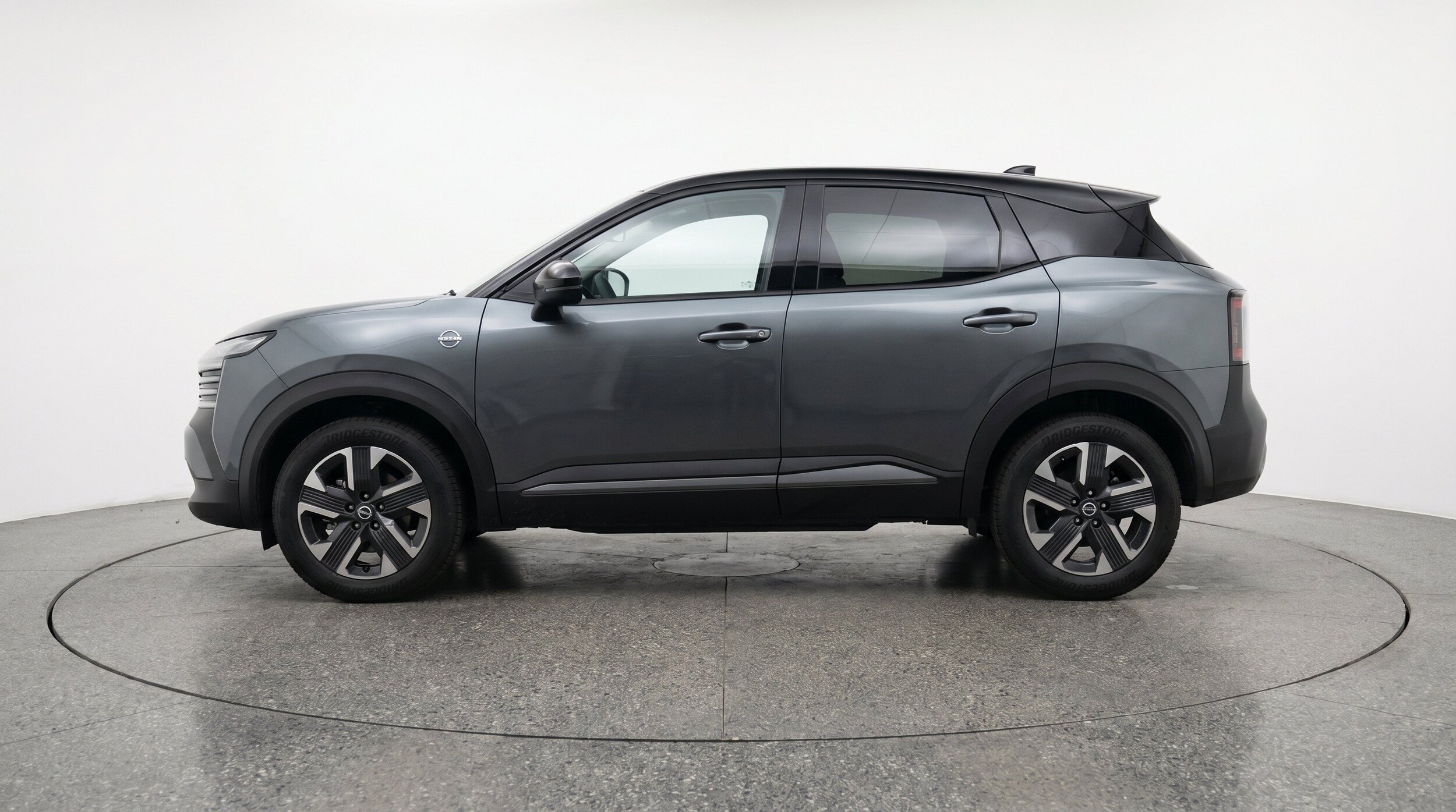 Thumbnail: 2026 Nissan Kicks - 5