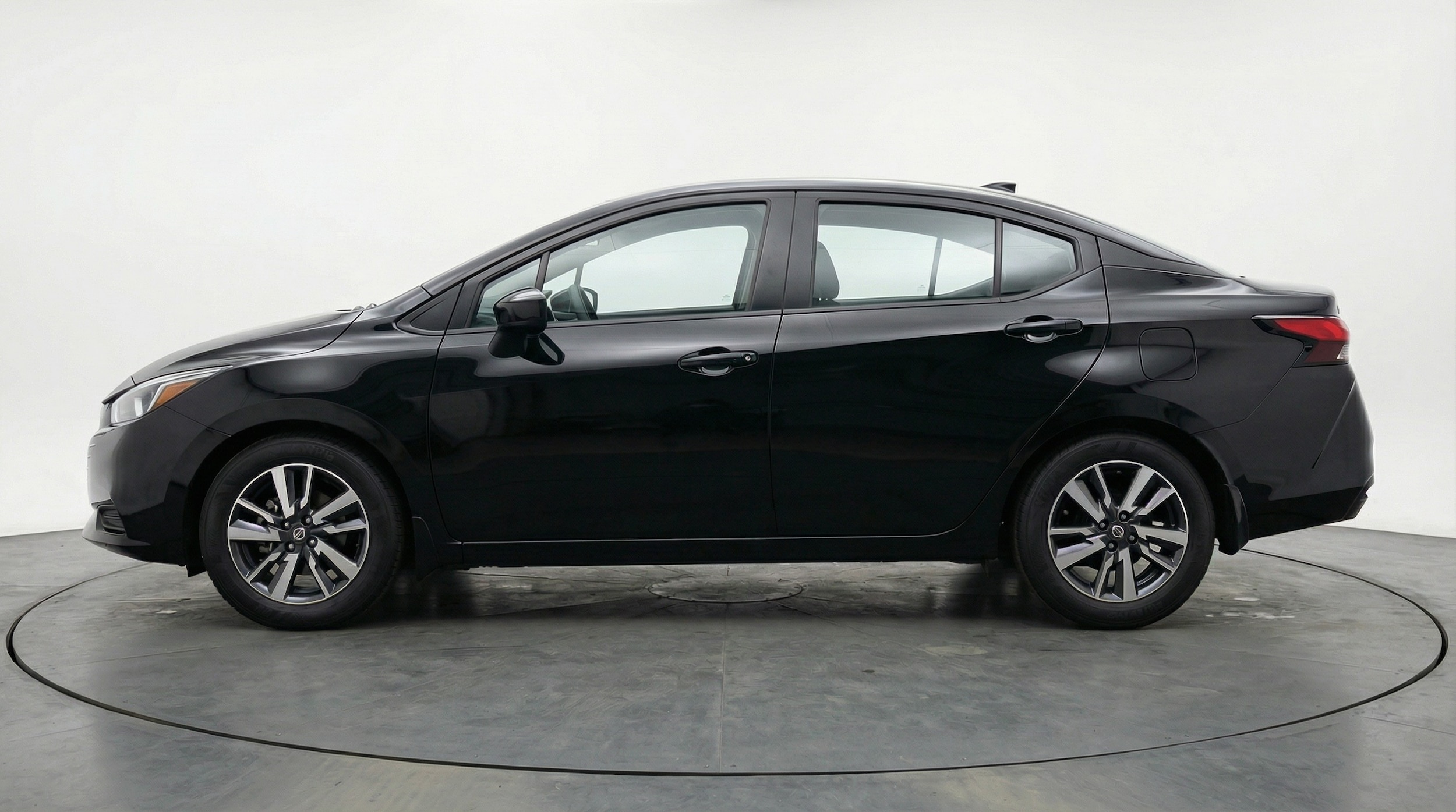 Thumbnail: 2025 Nissan Versa - 4