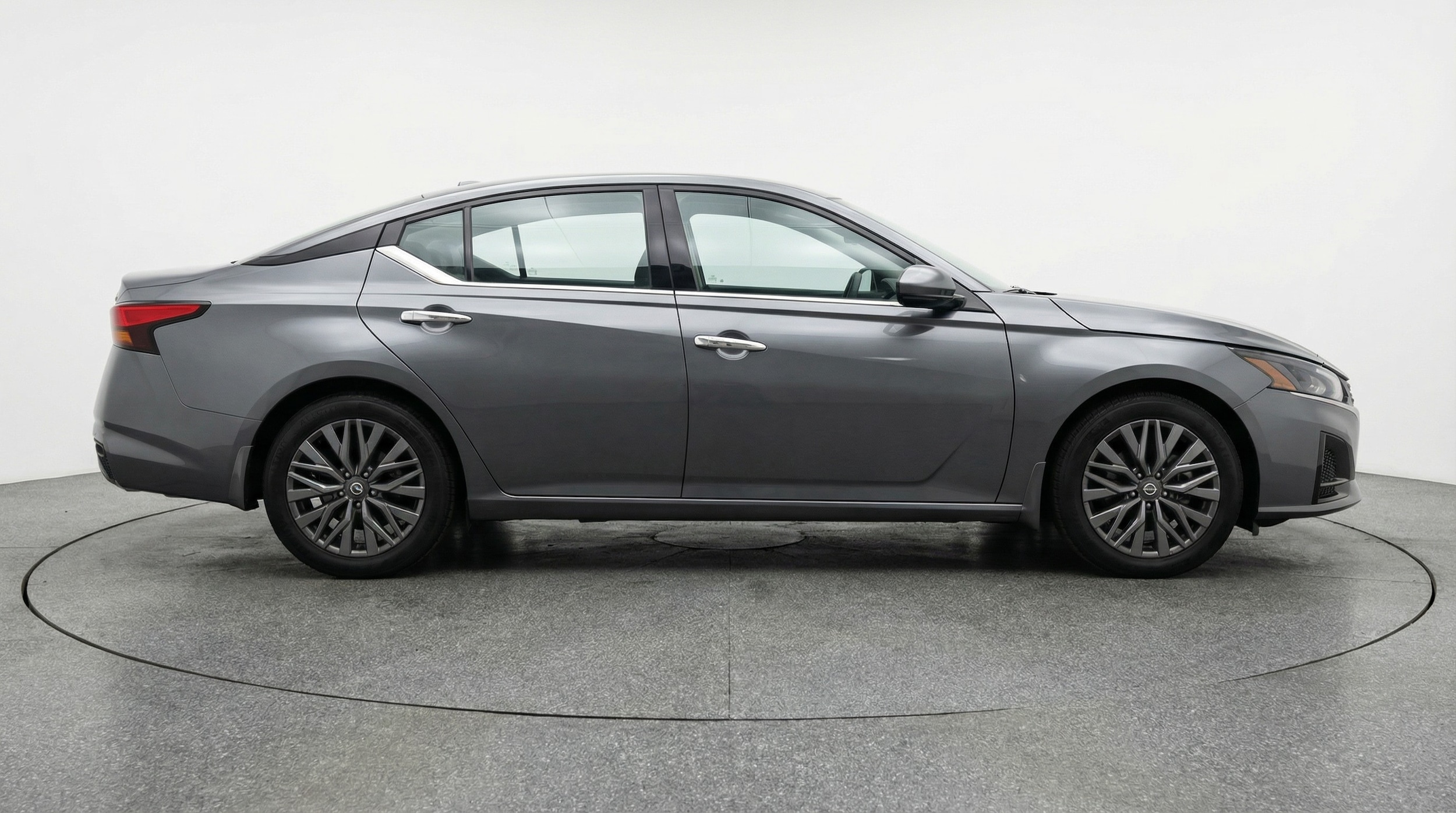 Thumbnail: 2025 Nissan Altima - 8