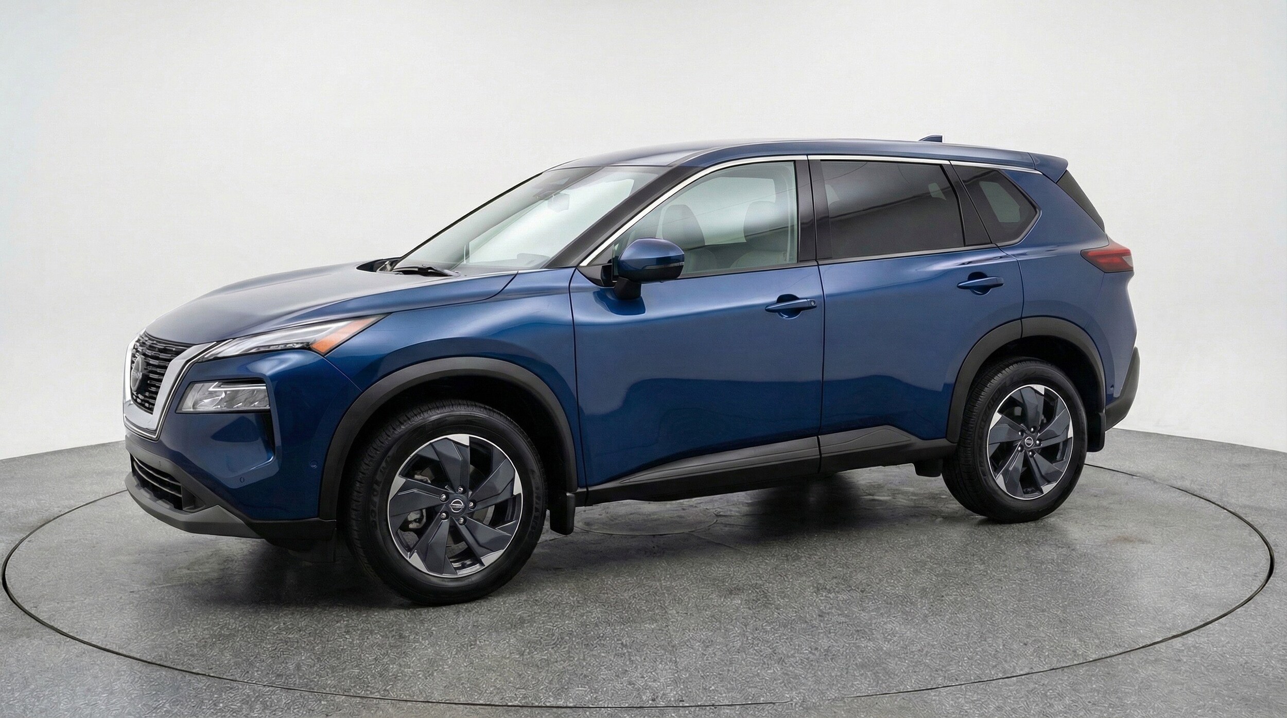 Thumbnail: 2025 Nissan Rogue - 3