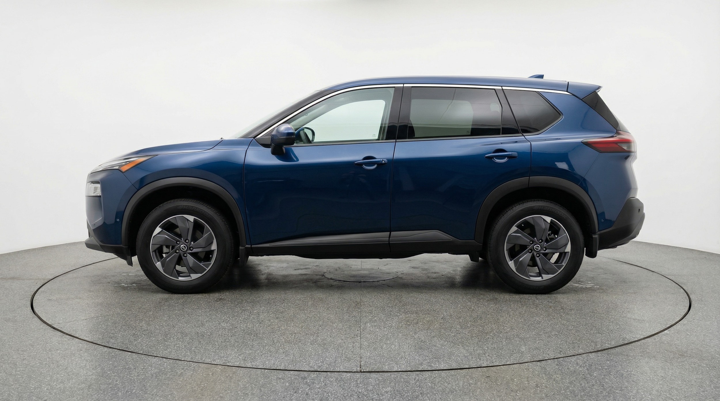 Thumbnail: 2025 Nissan Rogue - 4