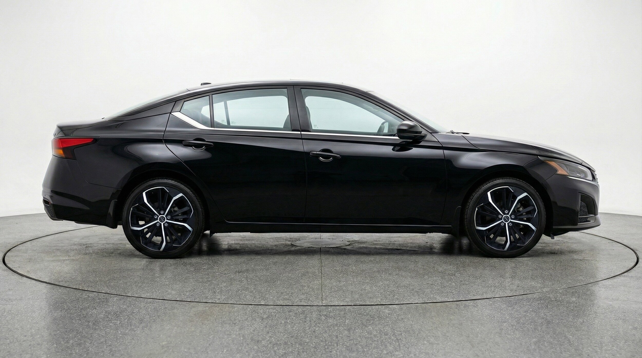 Thumbnail: 2025 Nissan Altima - 11