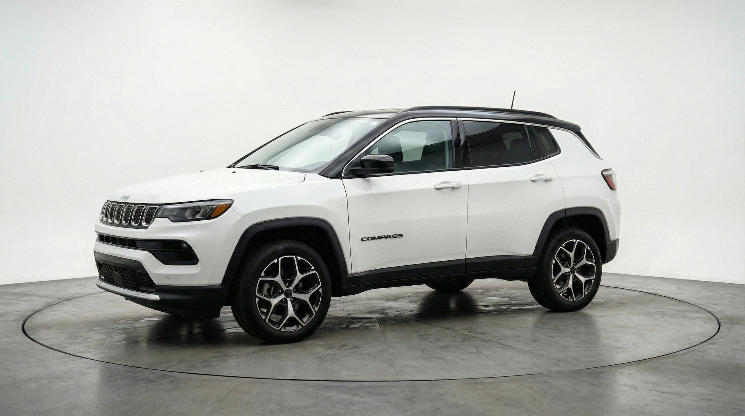Thumbnail: 2025 Jeep Compass - 3