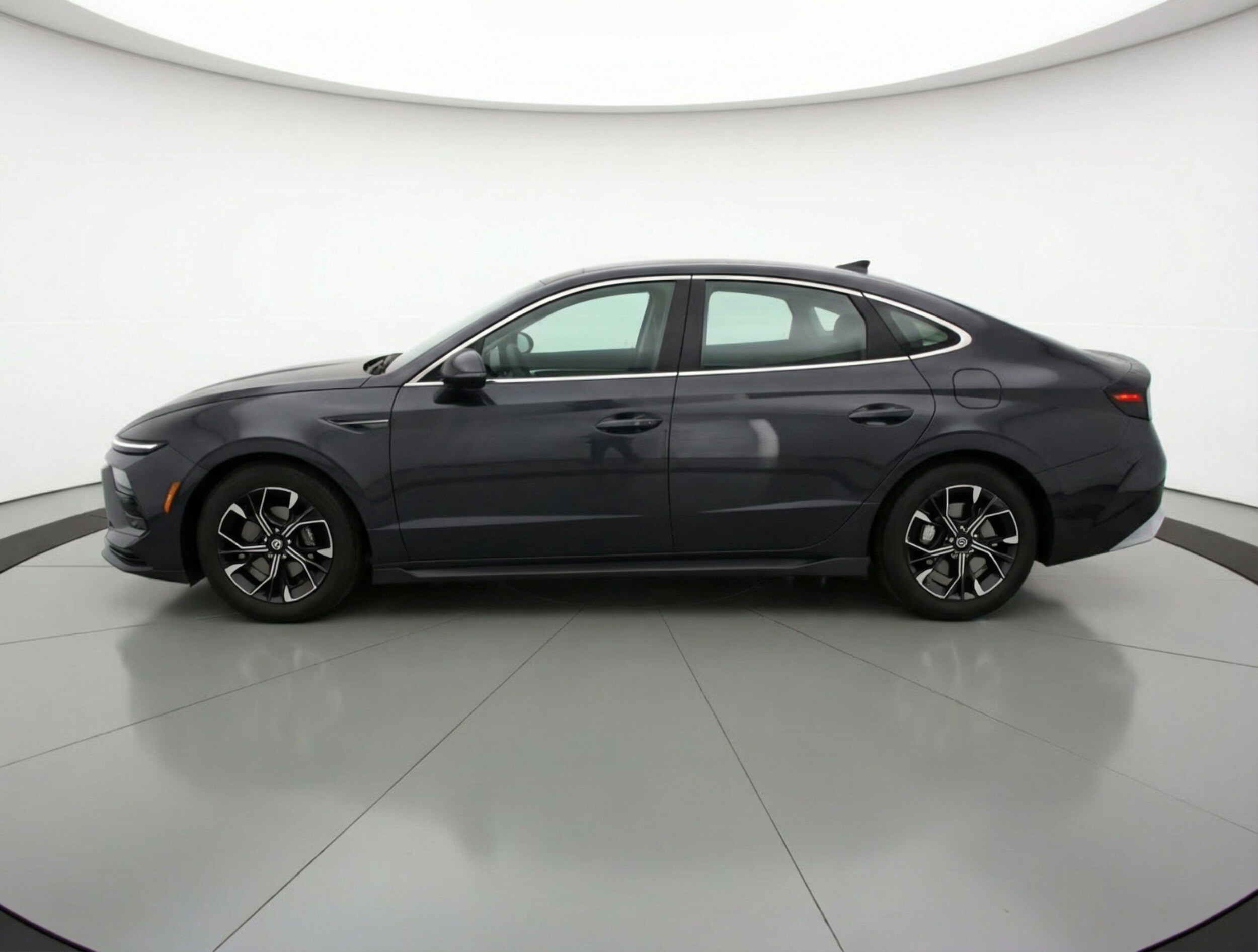 Thumbnail: 2025 Hyundai Sonata - 4