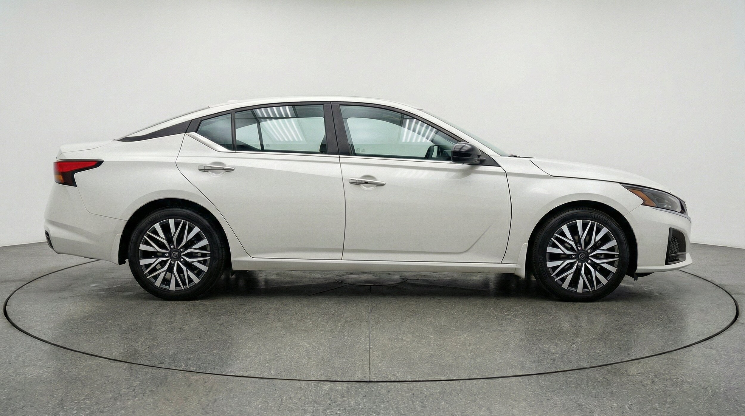 Thumbnail: 2025 Nissan Altima - 11