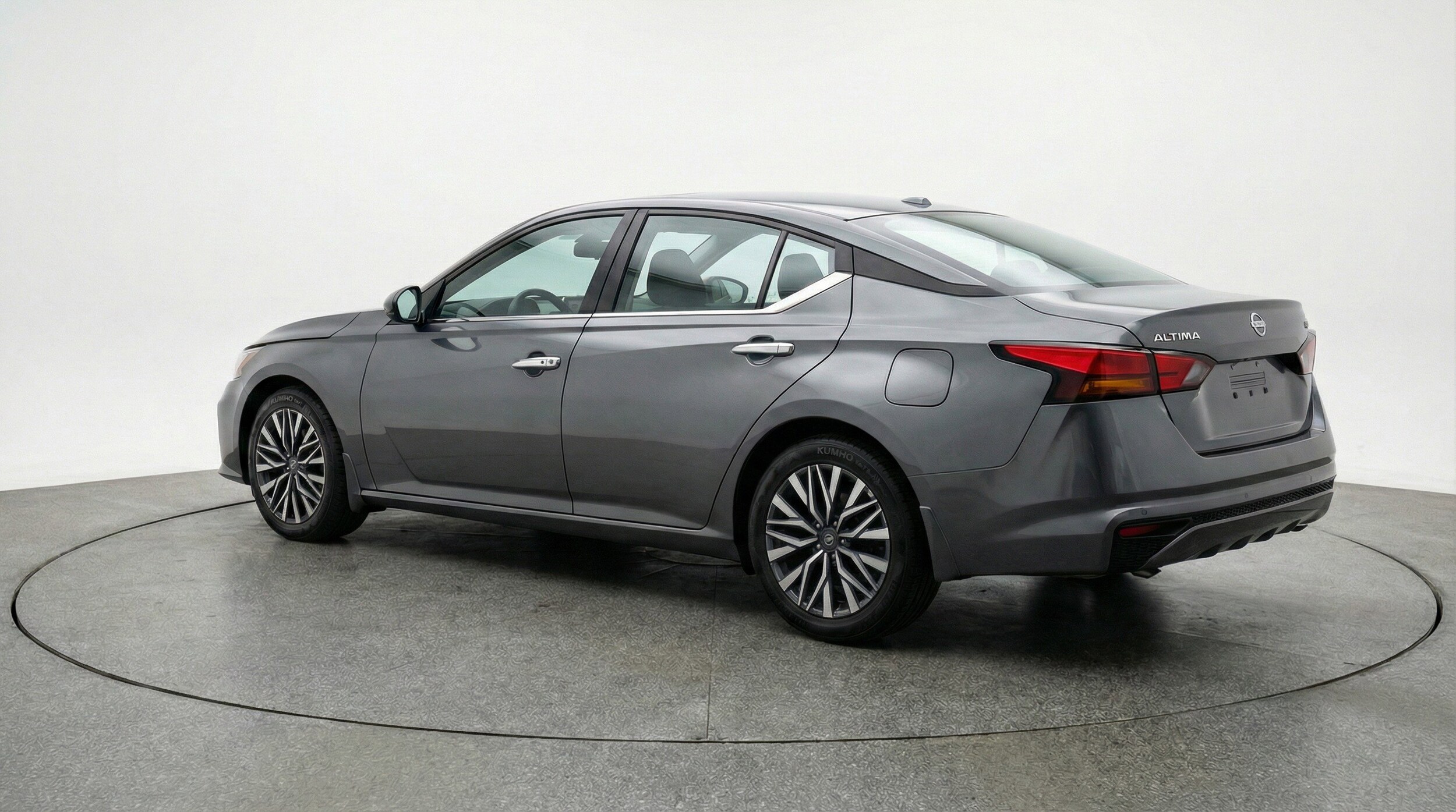 Thumbnail: 2025 Nissan Altima - 6